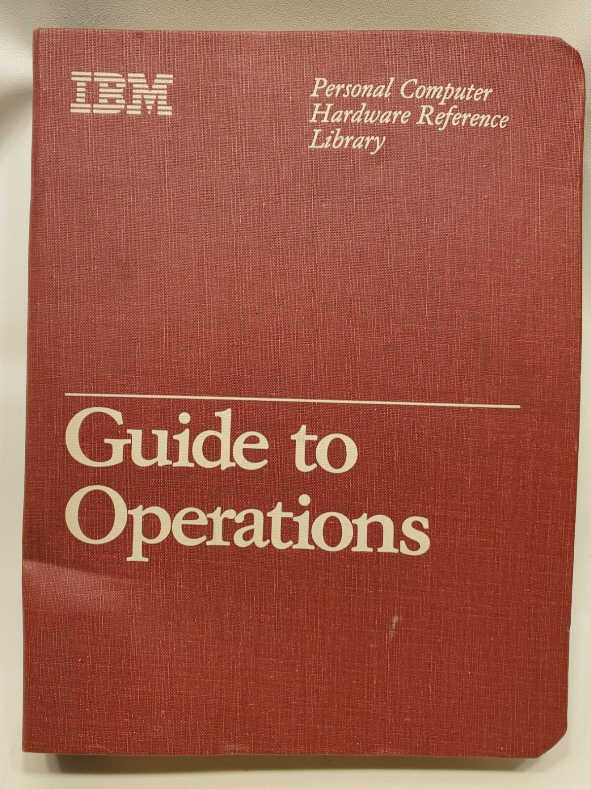 IBM Personal Computer Guide to Operations w/5.25" Floppy Disk