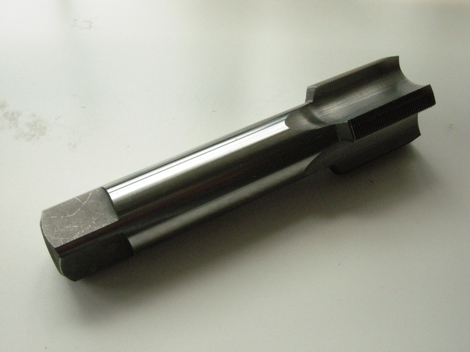 1pc HSS Right Hand Tap M45X2.0mm Taps Threading Tools 45mmX2mm pitch