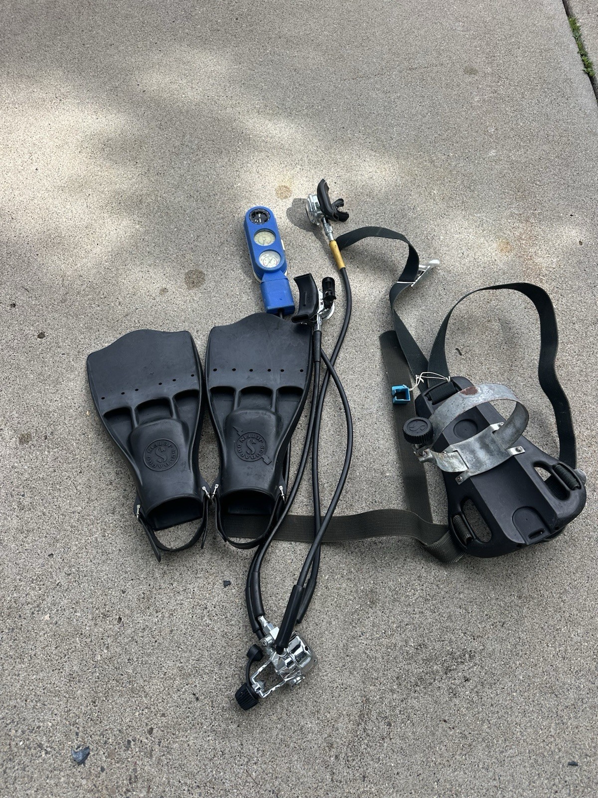 Dacor BC-13 Scuba Buoyancy Compensator Device BCD Vest, Large Size