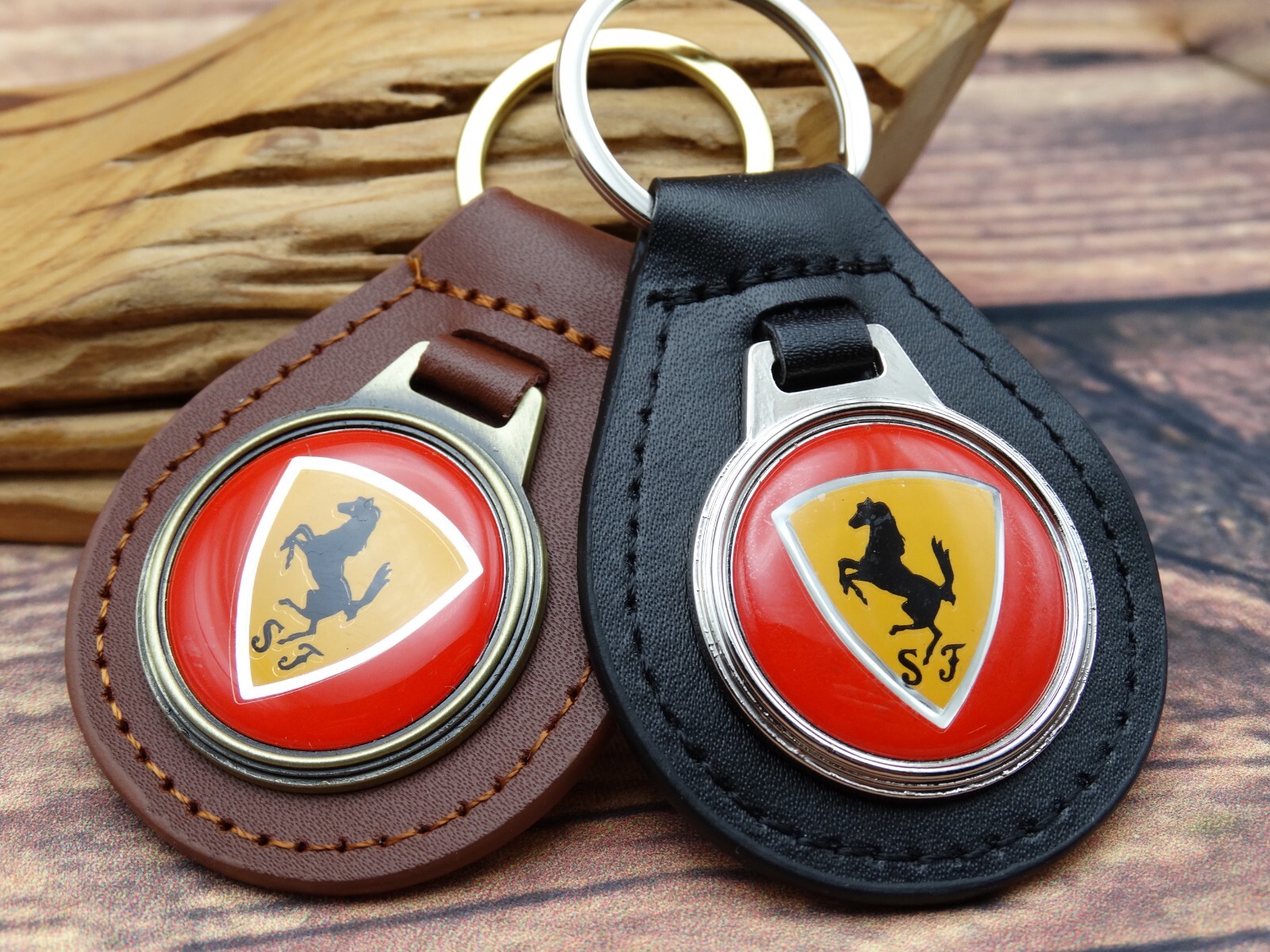 RARE Vtg RED FERRARI GENUINE LEATHER KEY FOB CHAIN RING Automotive CAR TRUCK