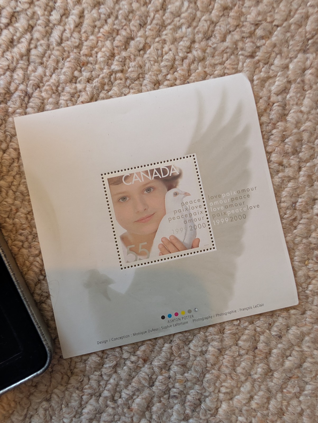 Canada Post 1999-2000 Official Millennium Keepsake Complete Set Coin 3 Stamps