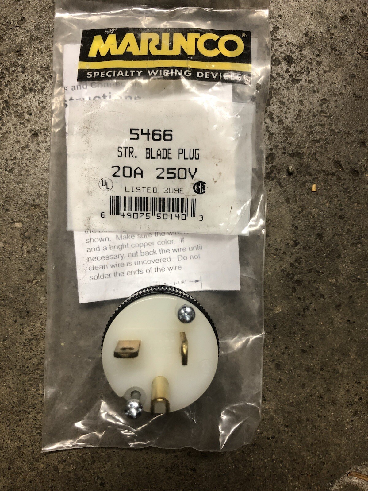 New 5466, MARINCO 3W Sb Plug 20A 250V 2P. Made In USA