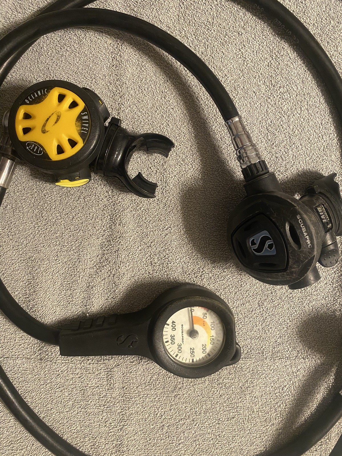 Complete Scubapro complete reg set water ready- serviced 03/2026