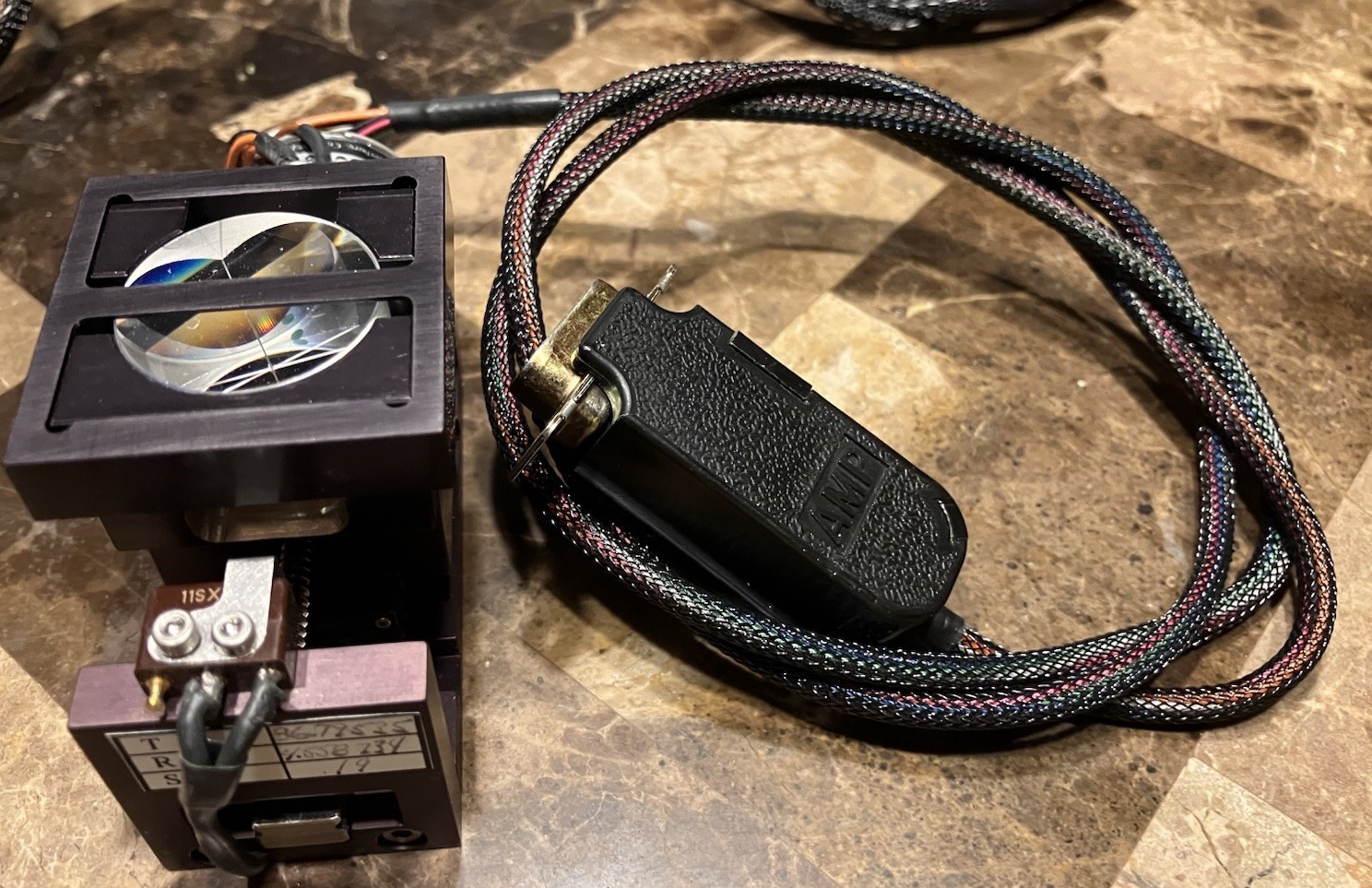 Servo Motor Actuated Laser Retro-Reflector DB9 Amp 3V Stepper