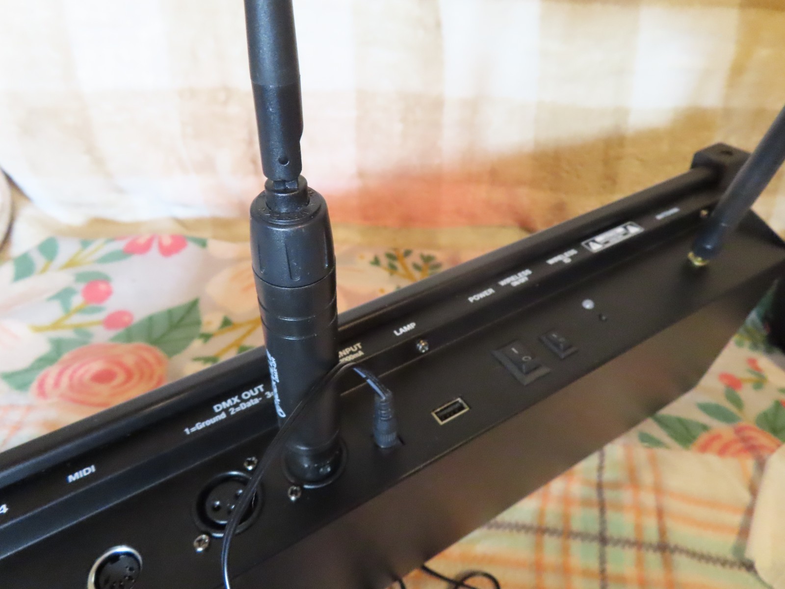 Rockville ROCKFORCE W4 384 Channel Wireless DMX Lighting Controller, READ!!!