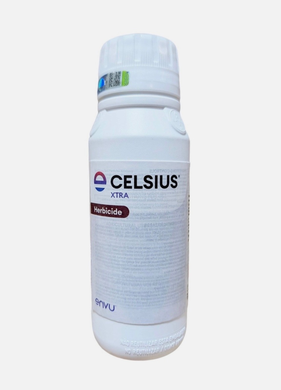 Celsius XTRA Herbicide Broadleaf & Sedge Control Warm-Season Turf bottle (10 oz)
