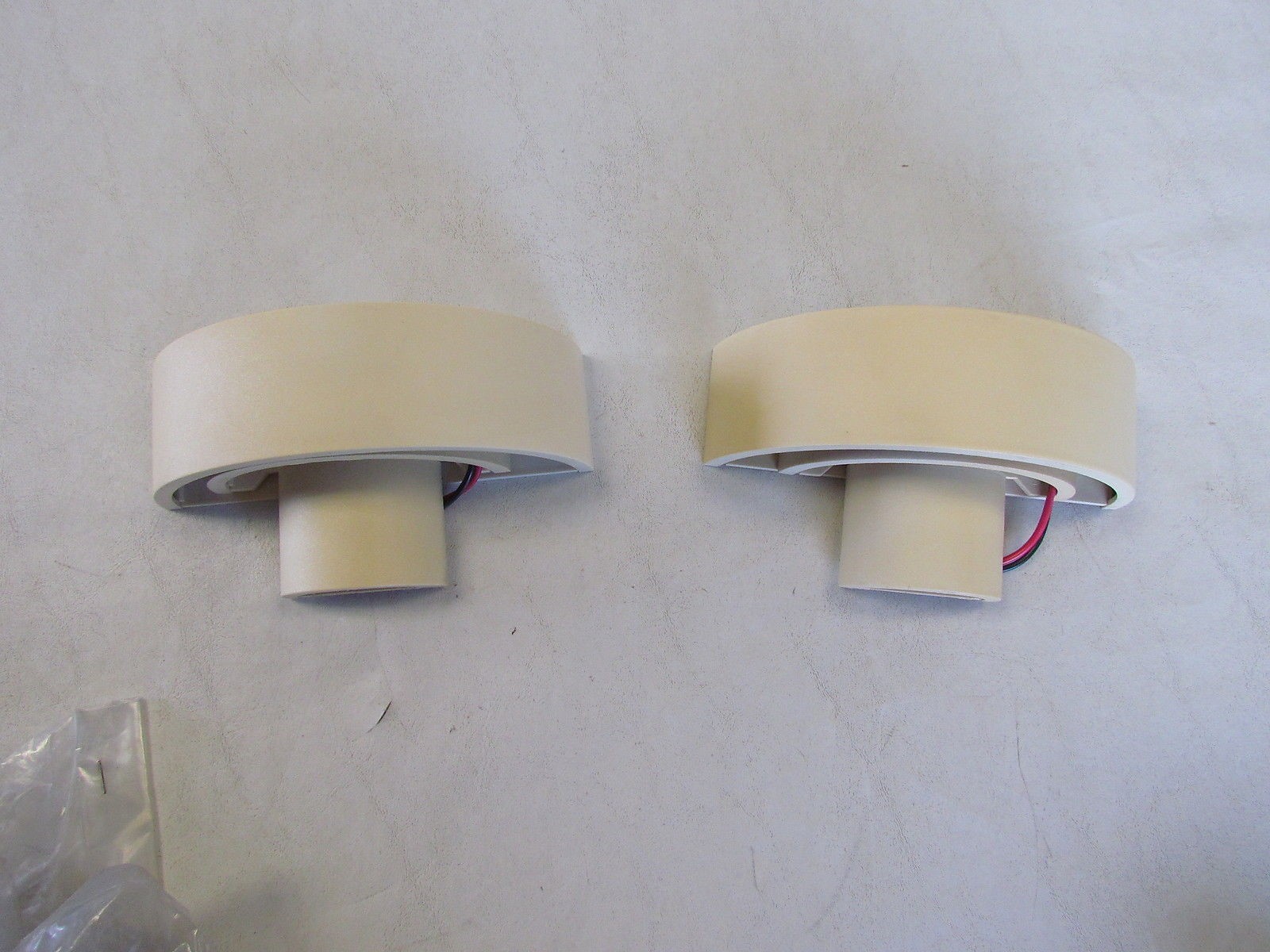 LIGHT SCONCE PAIR (2) 3 TIER ART DECO OFF-WHITE 320866 6 7/8" X 2" MARINE BOAT