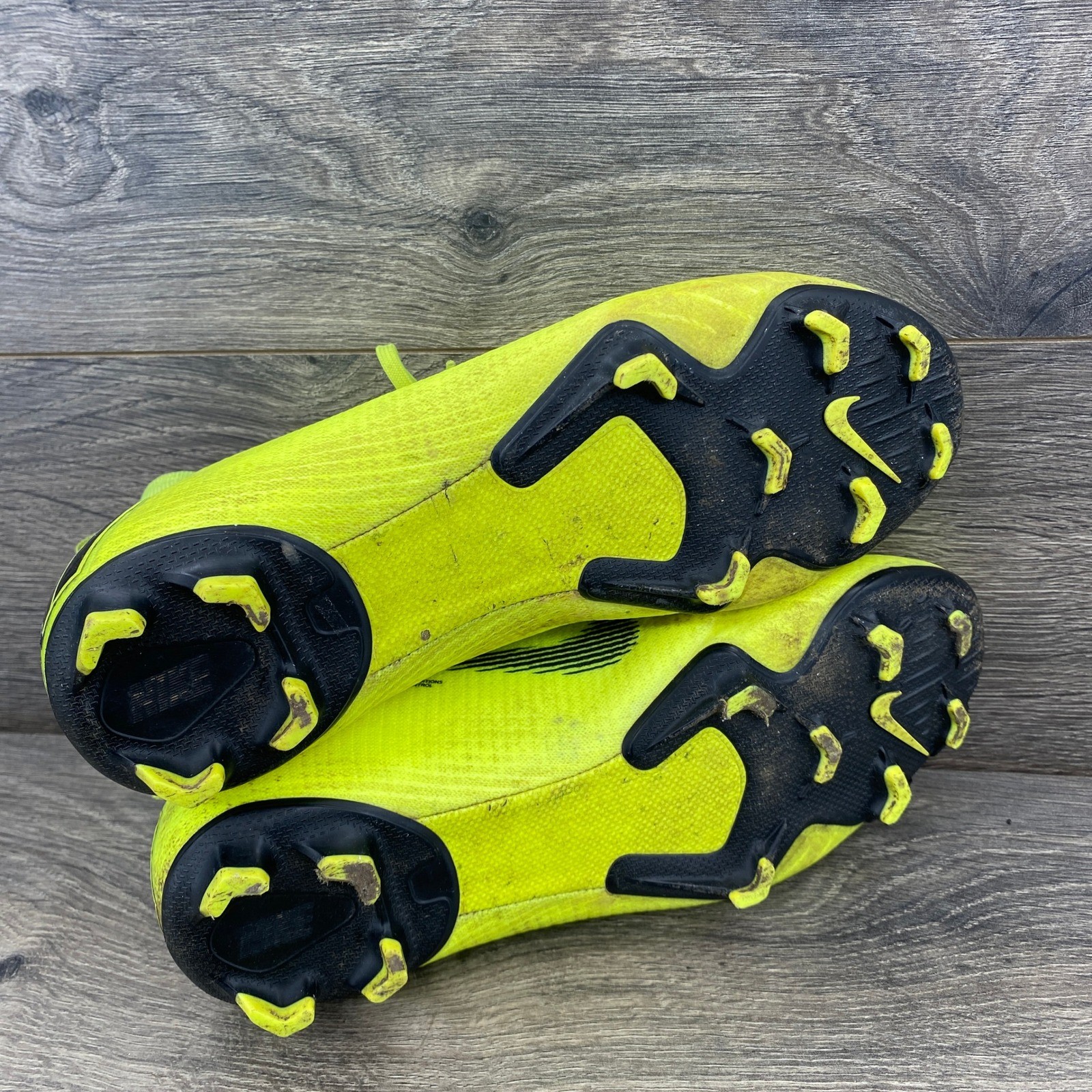 Nike Mercurial Superfly 6 Elite AH7340 Soccer Cleat Neon Yellow Mens 6 Flyknit