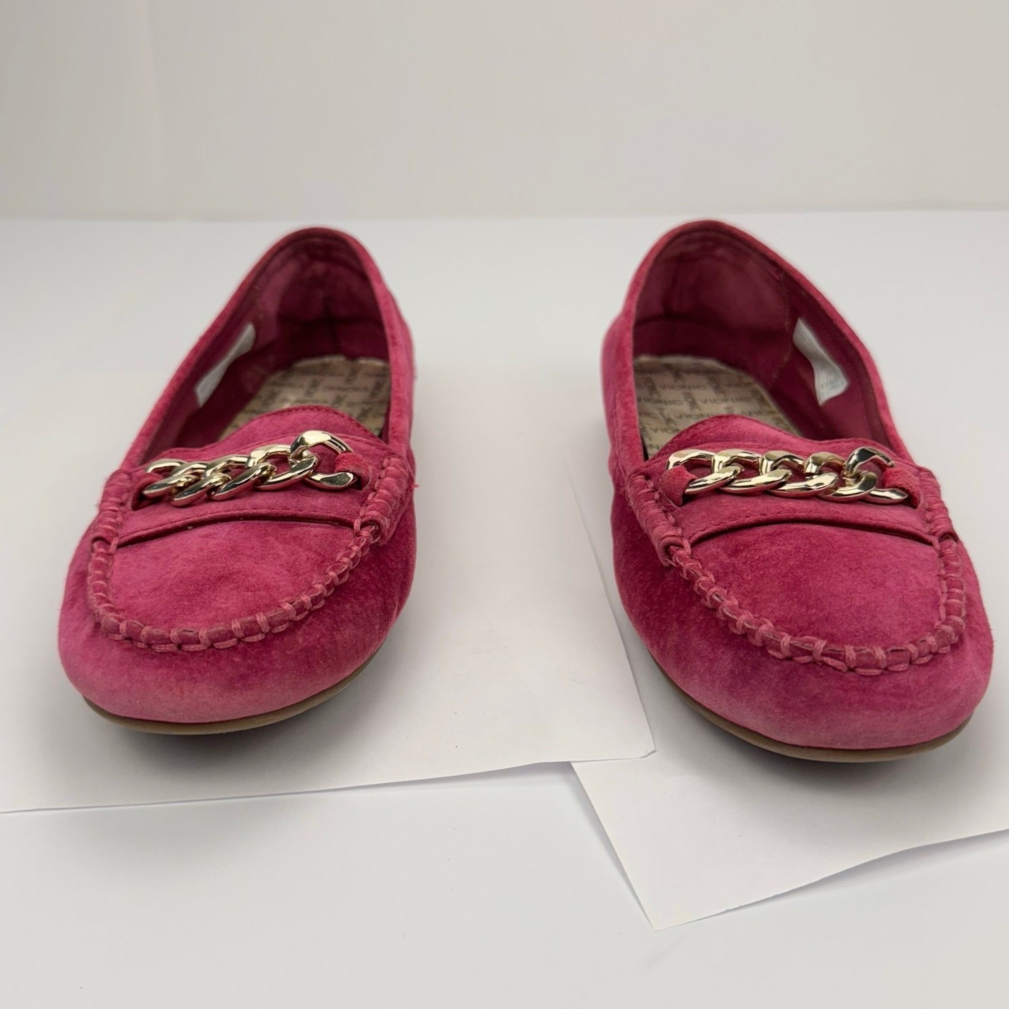 Vionic Pink Suede Leather Chain Loafer Moccasin Flats Sz 6.5 Contoured Support