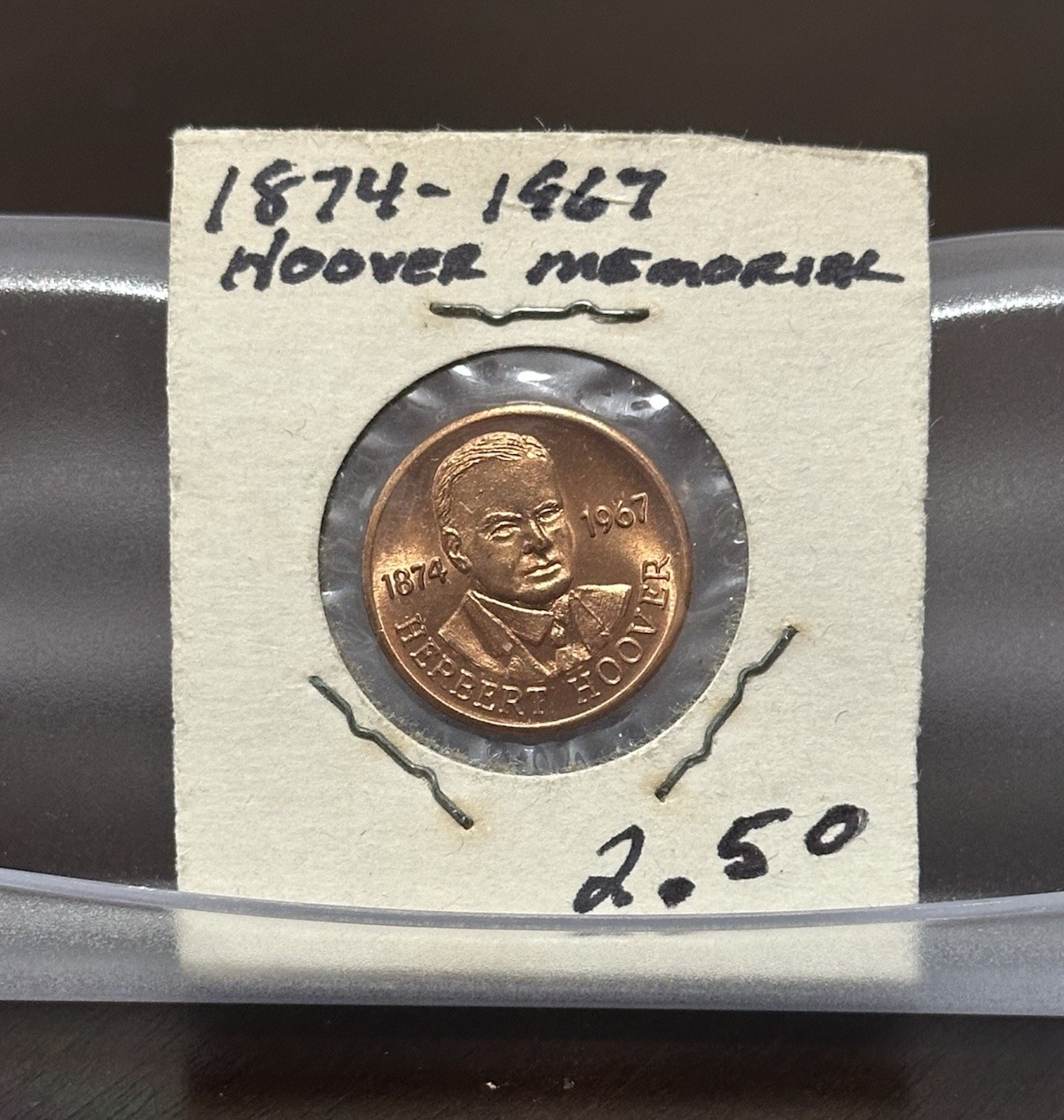 1874-1967 Herbert Hoover Hoover Dam Vintage Collectible Token Uncirculated Coin