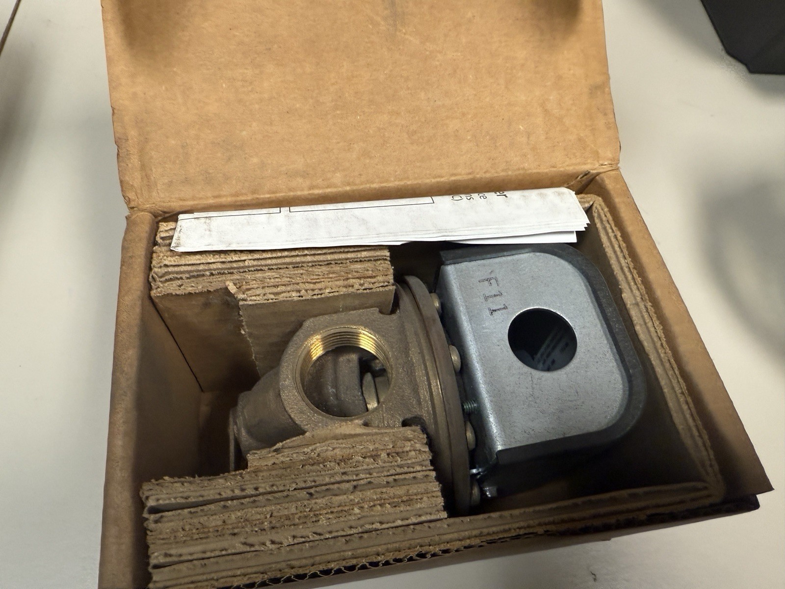 ITT McDonnell & Miller FS6-1 1 in NPT FS6 Series High Sensitivity Flow Switch