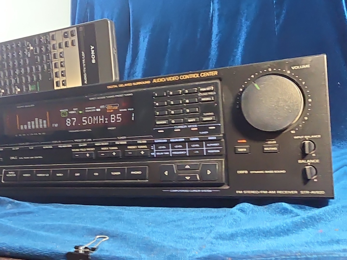 Sony STR-AV920 AM/FM Stereo With Original Remote.