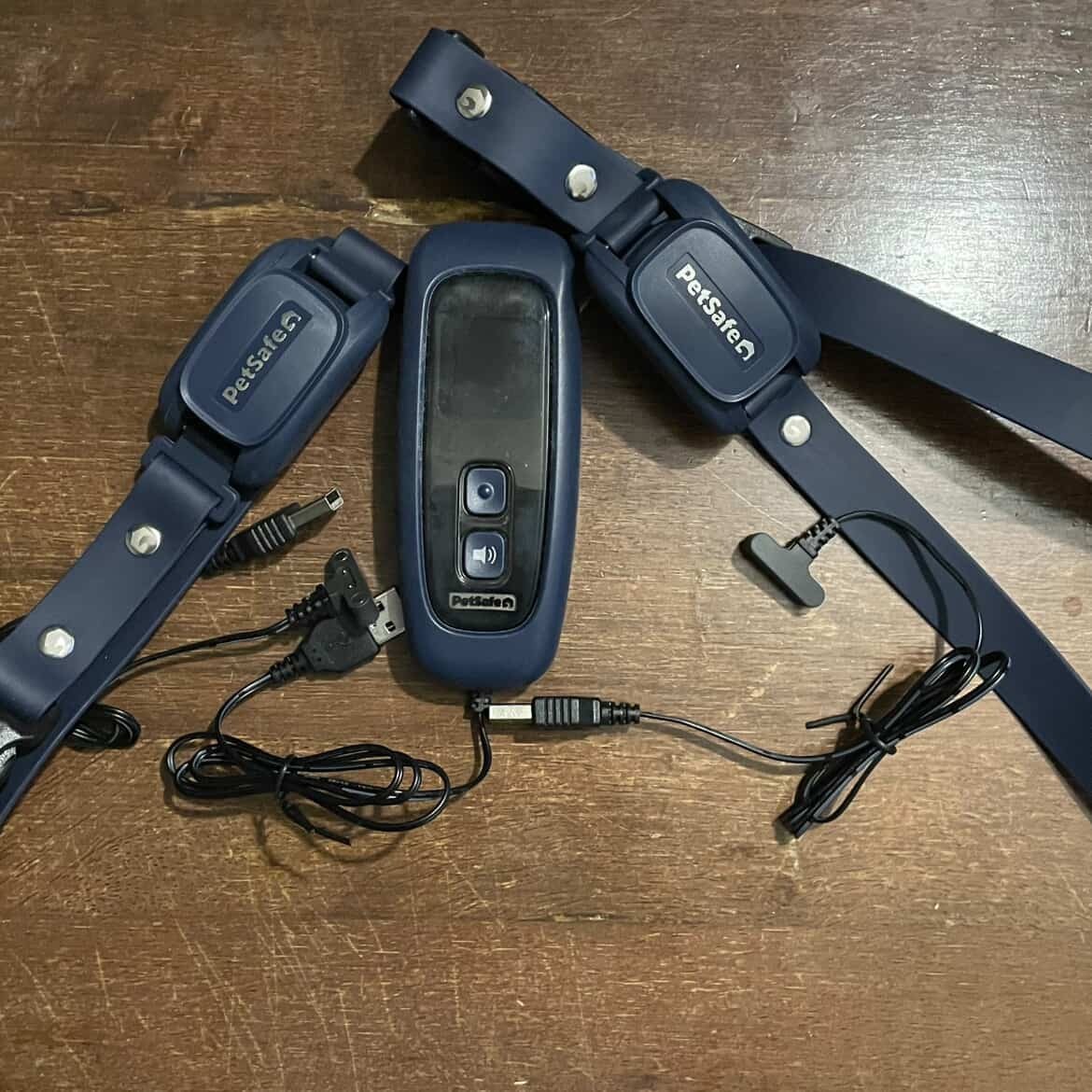 PetSafe Remote Dog Training Collar System 2 Collars 1 Remote Rechargeable