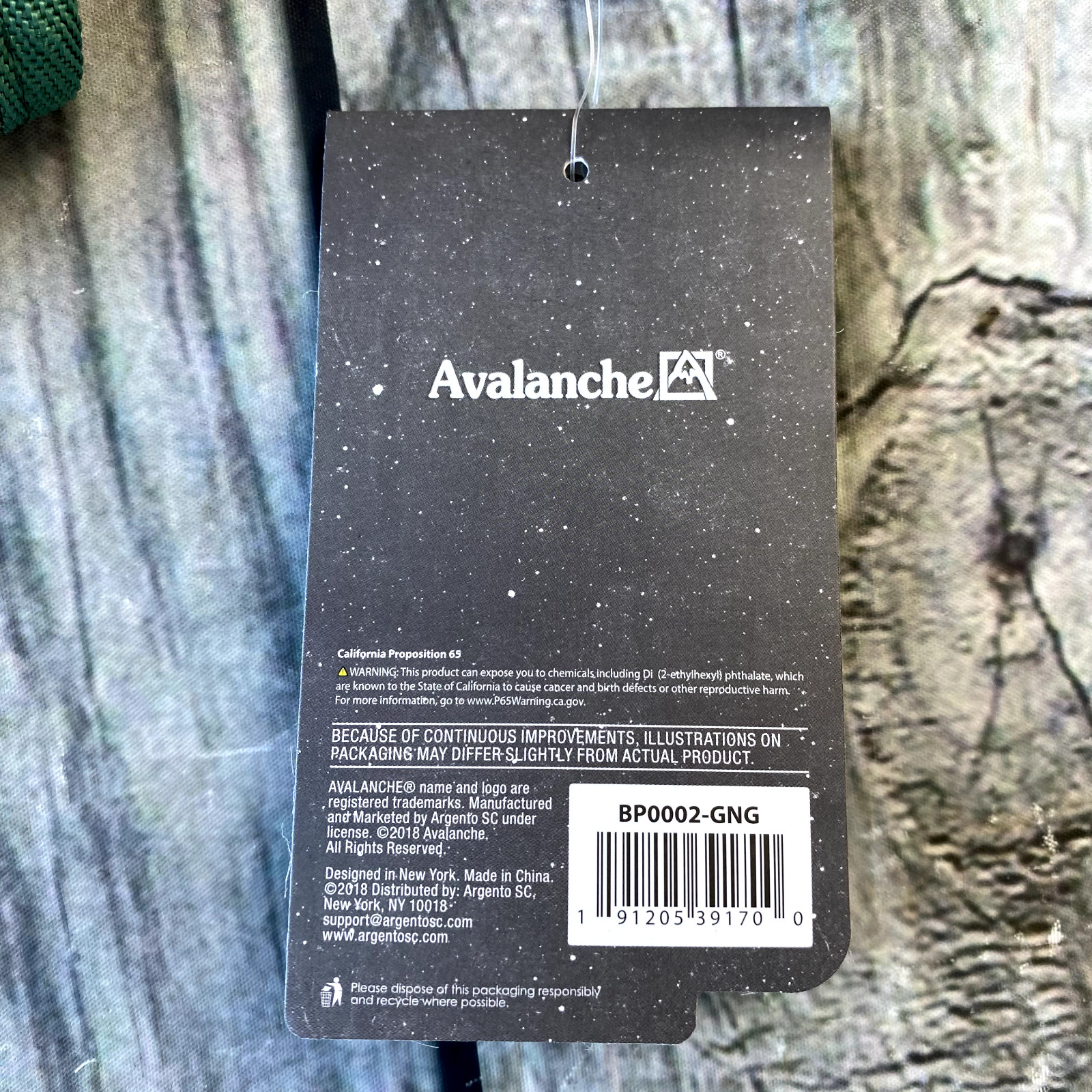 NWT Avalanche Explorer Hydration Backpack Bag Green 34oz Light Weight Hiking