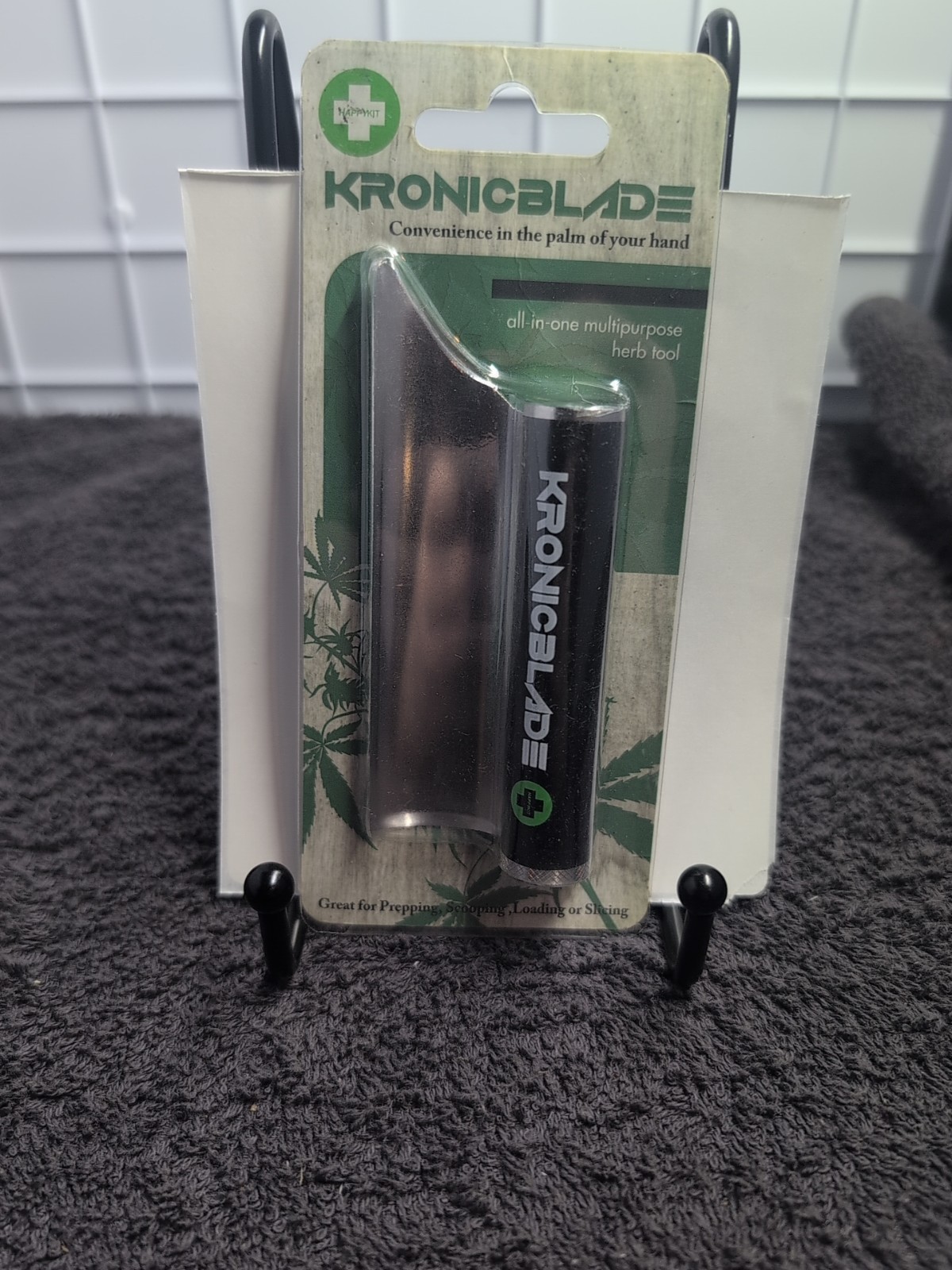 Happy Kit  Collab With 2 Puffs Up Kronicblade Multi-purpose Herb tool Brand New