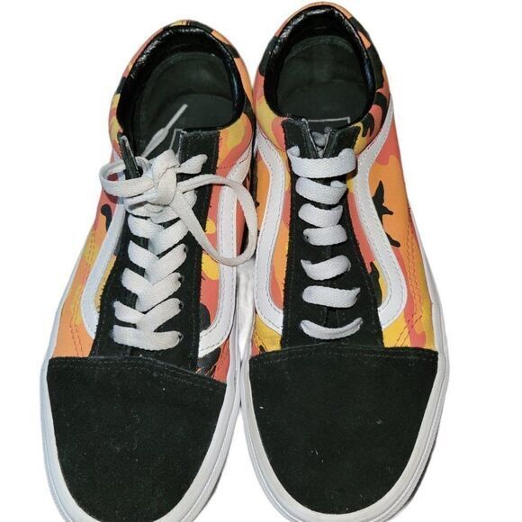 vans off the wall fire camoflage sneakers women sz 6.5 skater casual school