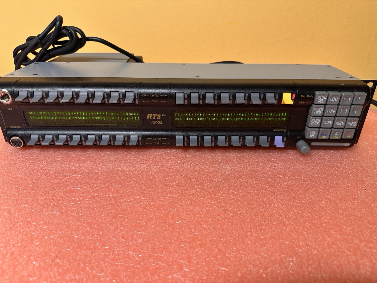 RTS Telex KP-32  4-Pin Intercom Keypanel  with power supply.