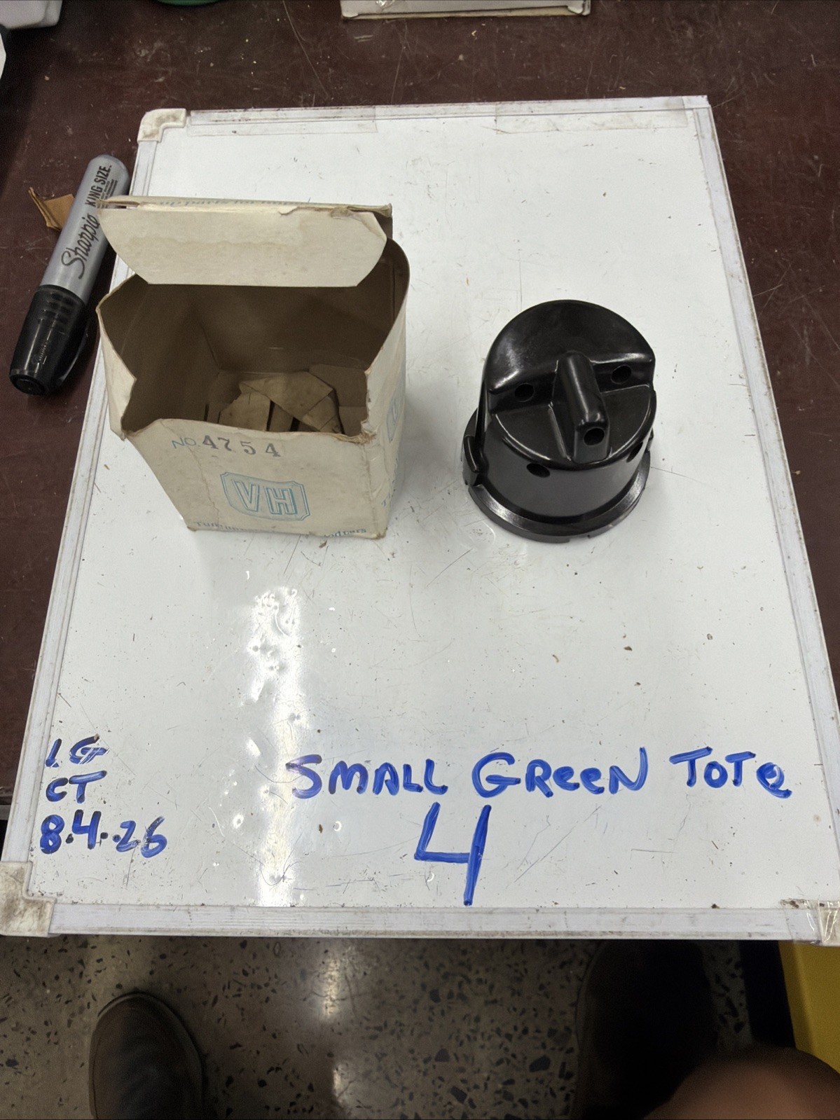 (1) NOS 4754 Von Housen Distributor Cap, Genuine VH, Vintage