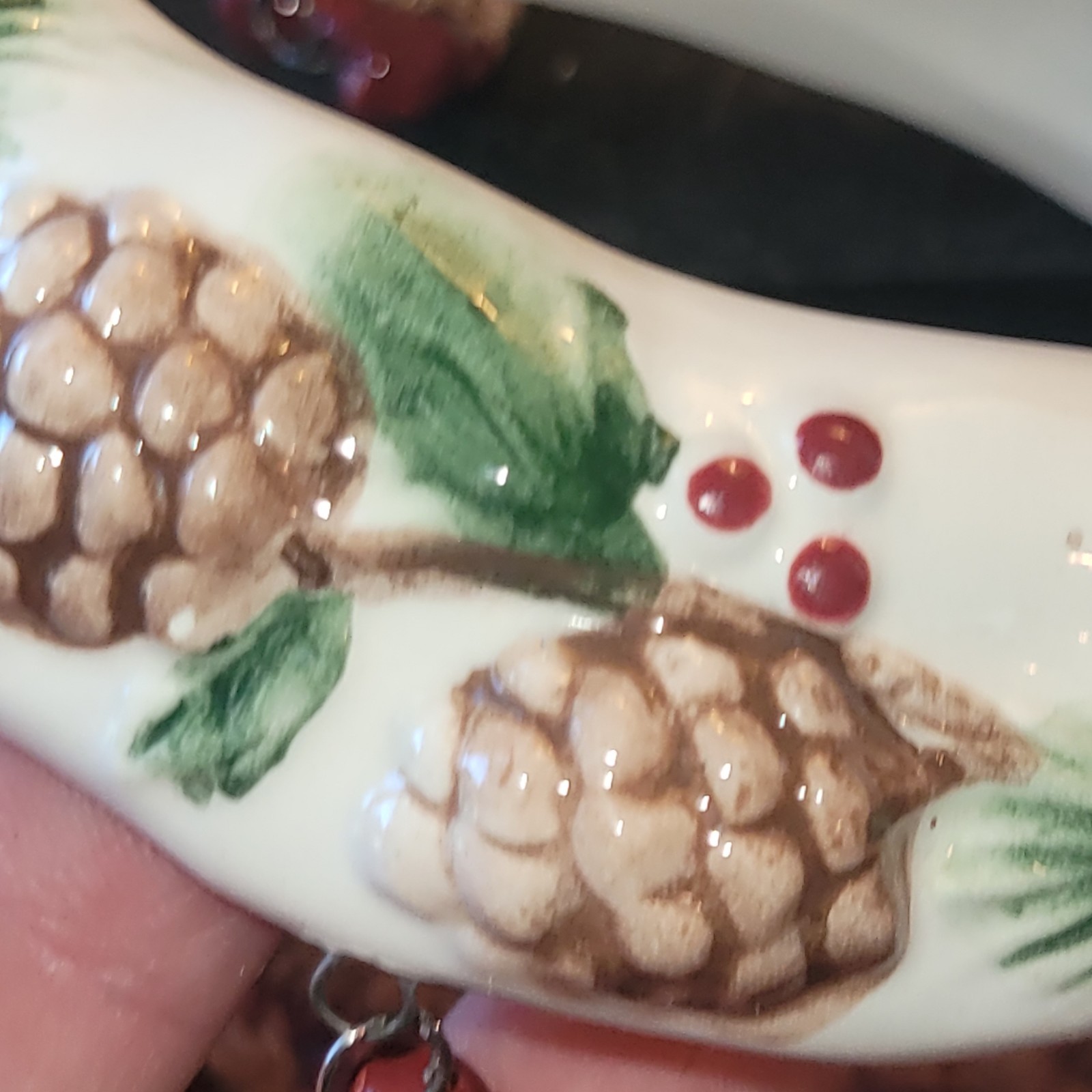 Winter Christmas Candle Topper Pinecones