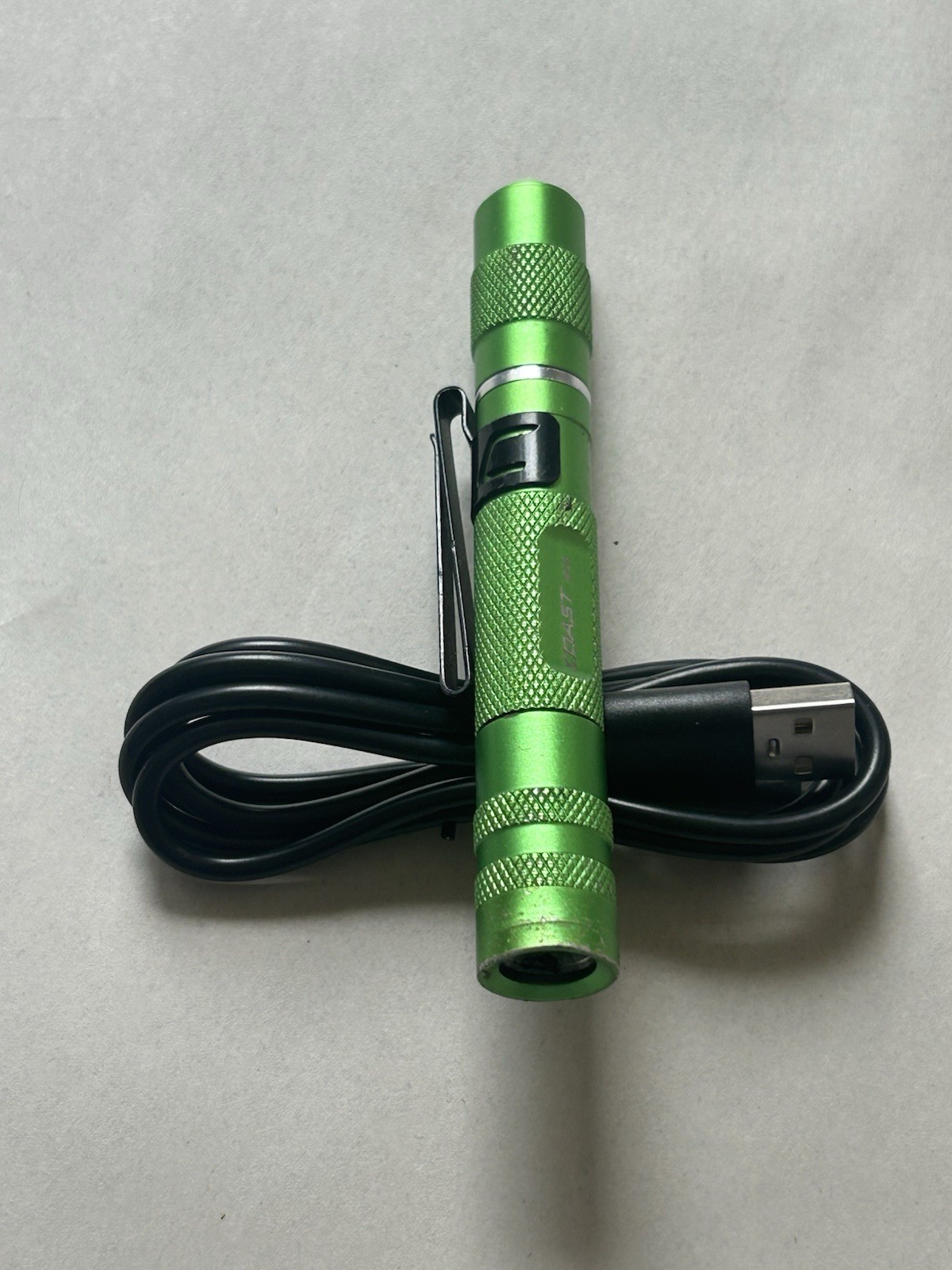 Coast HP2R Rechargeable Green Pen Light 280 Lumens.