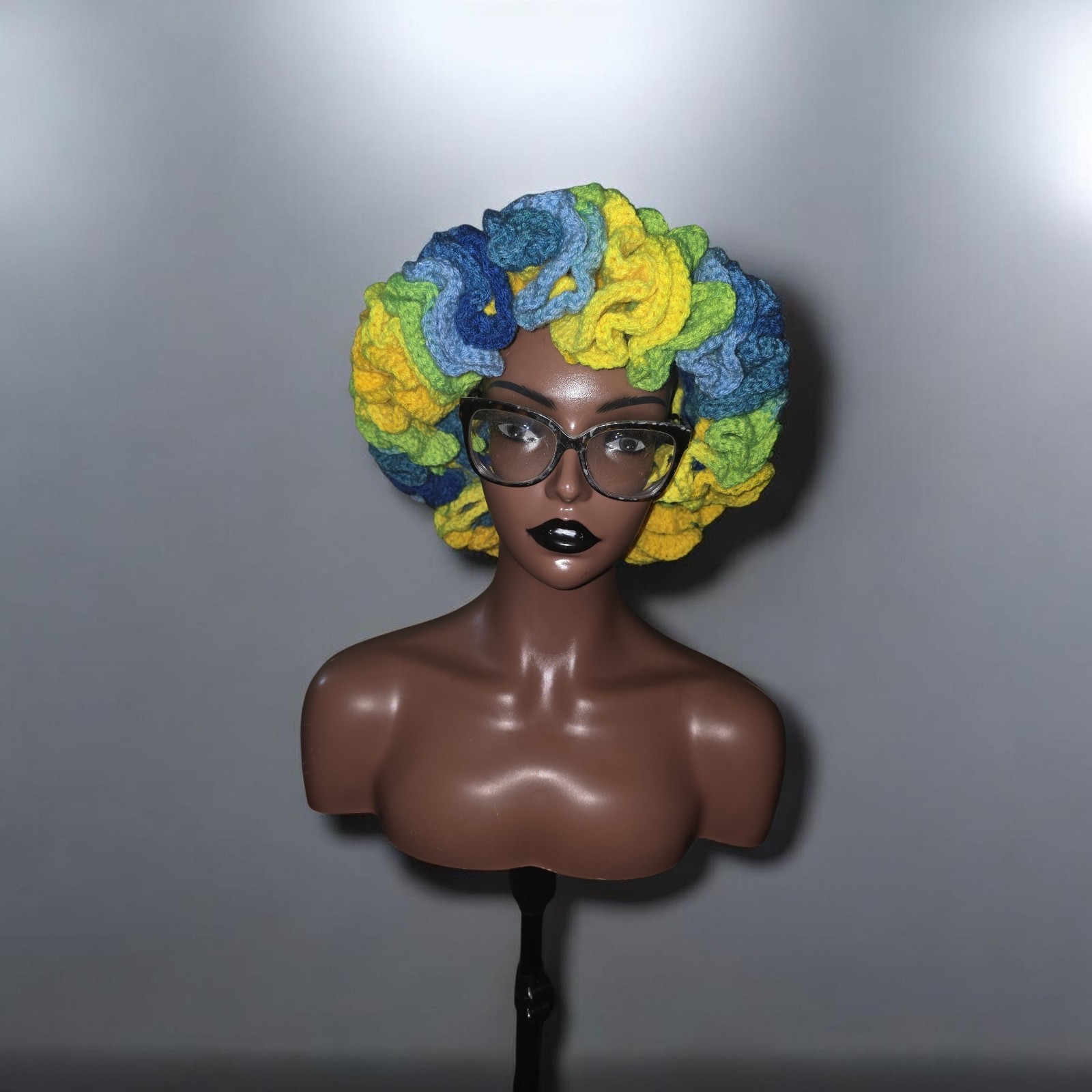 Handmade Handcrafted Crochet Ruffle Brim Hat Blue Yellow Green MPN N/A