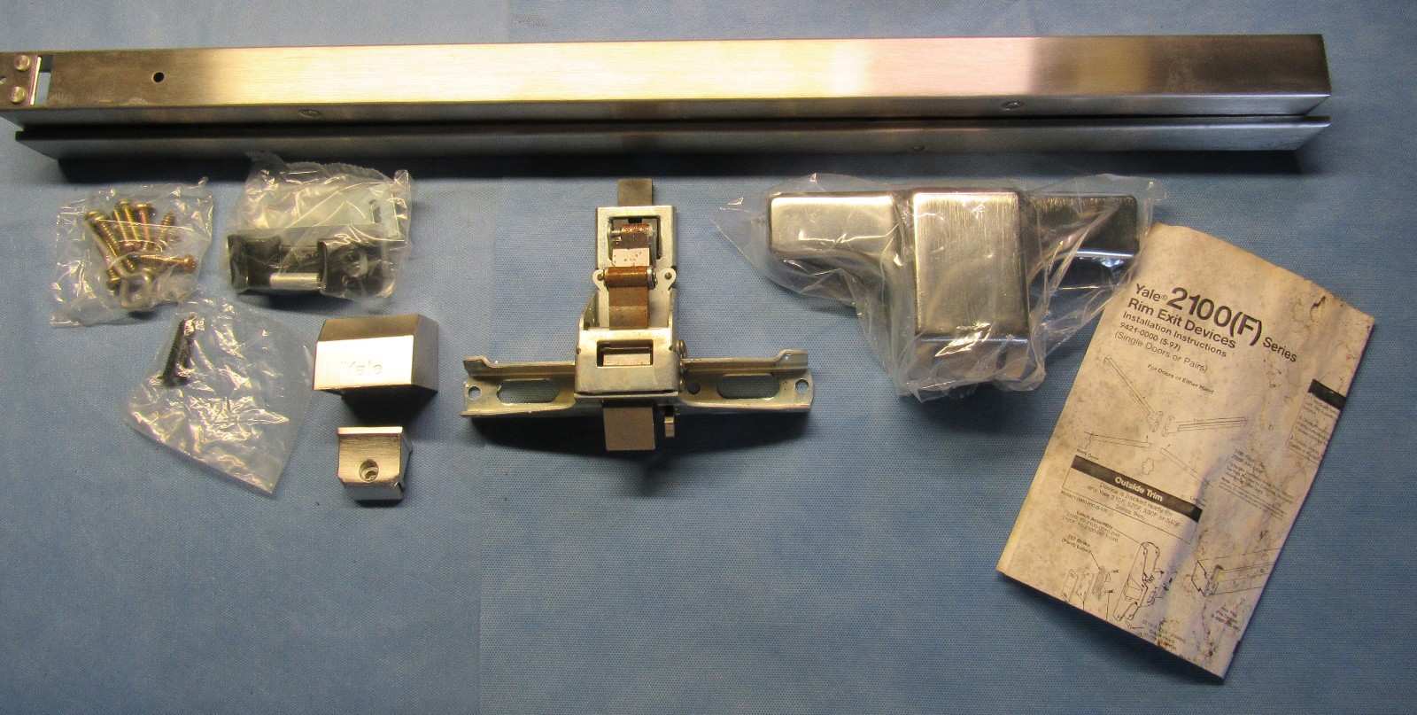 Yale 2100-36 Stainless Steel 30 Inch Bar Complete Set w/ Manual