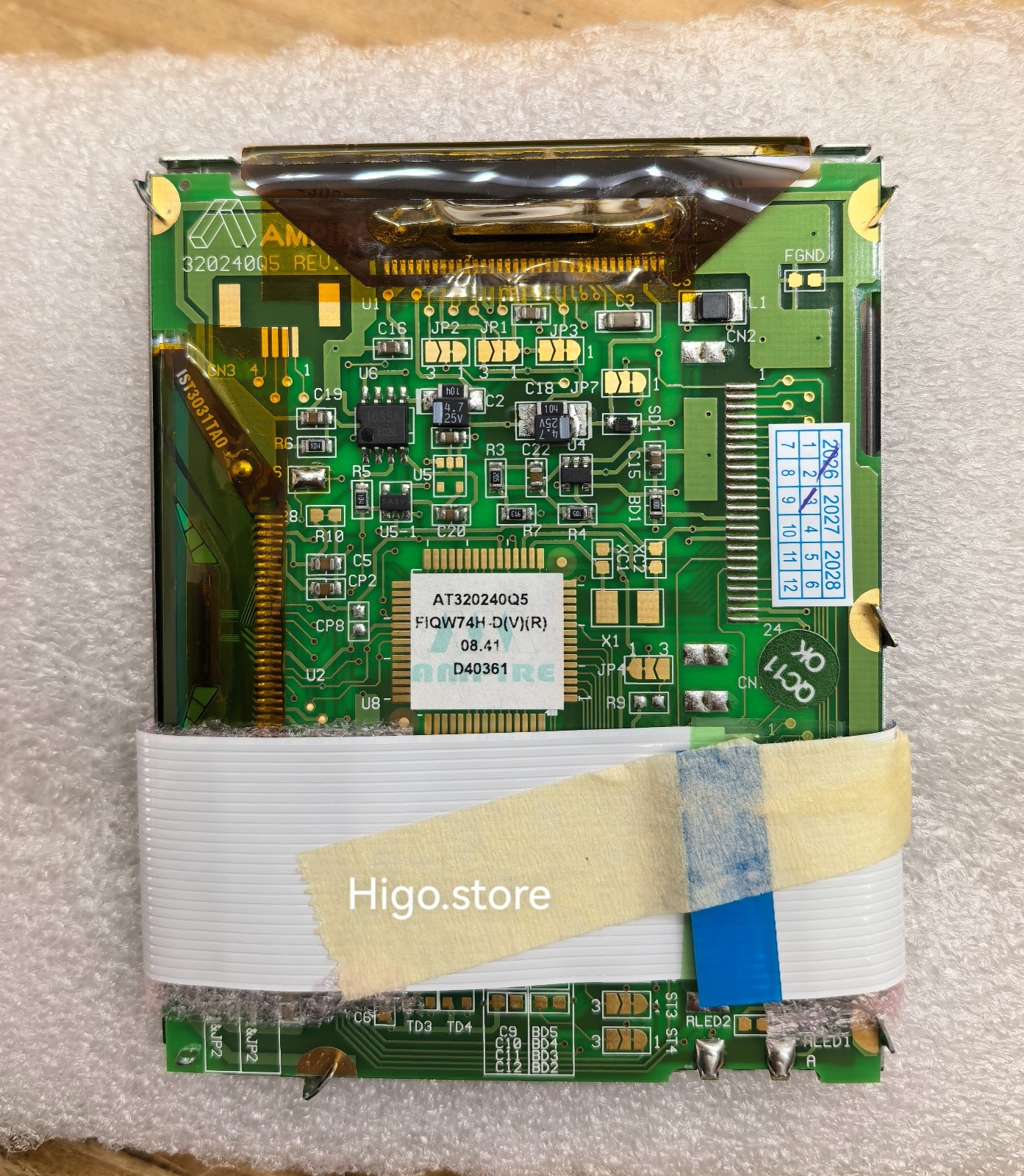 1pcs AT320240Q5 AT320240Q6 AT320240 320240 LCD