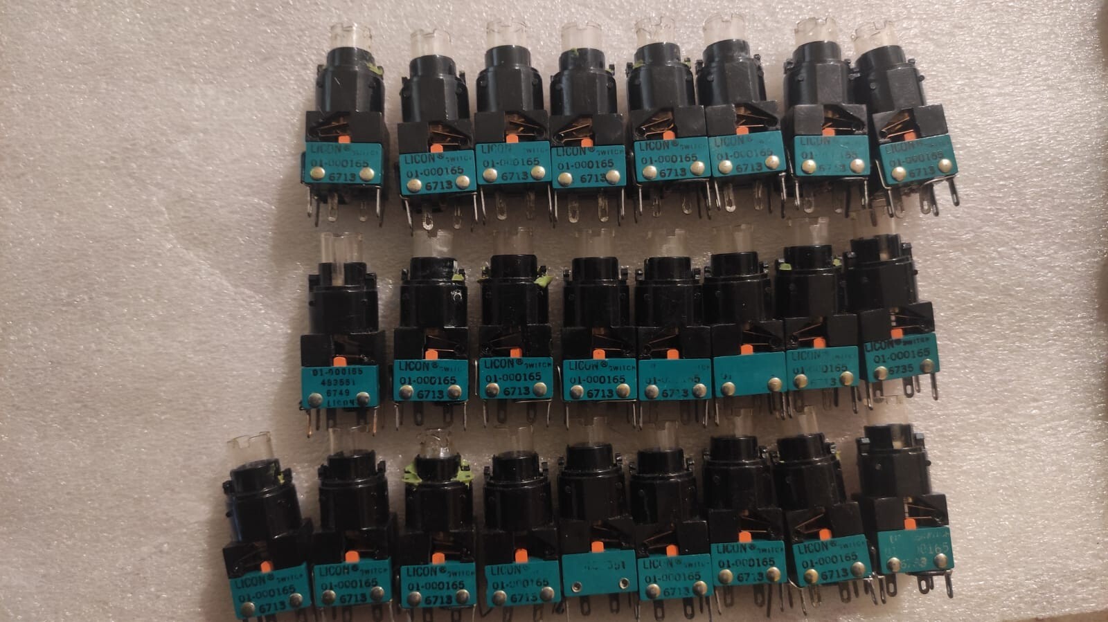 LICON SWITCH 01-000165 6 PINS (PACK OF 6)