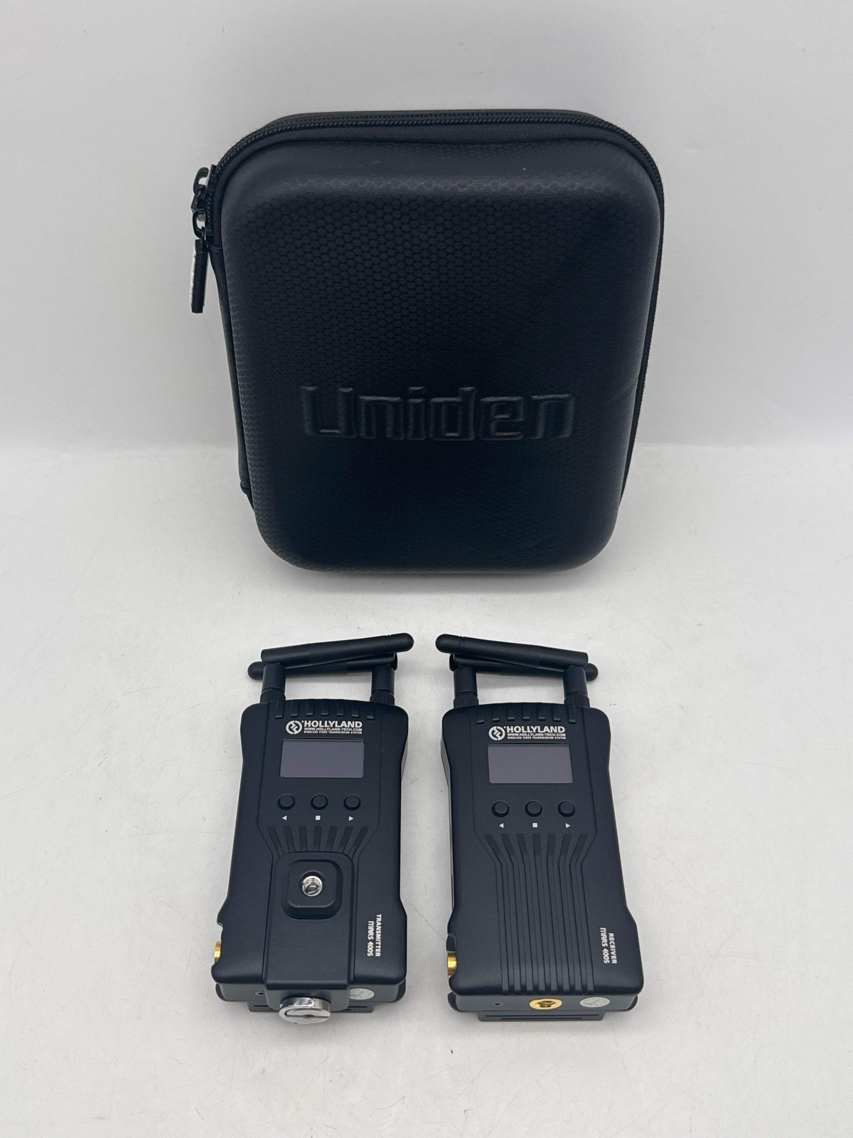 Hollyland Mars 400s Wireless Video Transmitters and Receivers Travel Case - Read