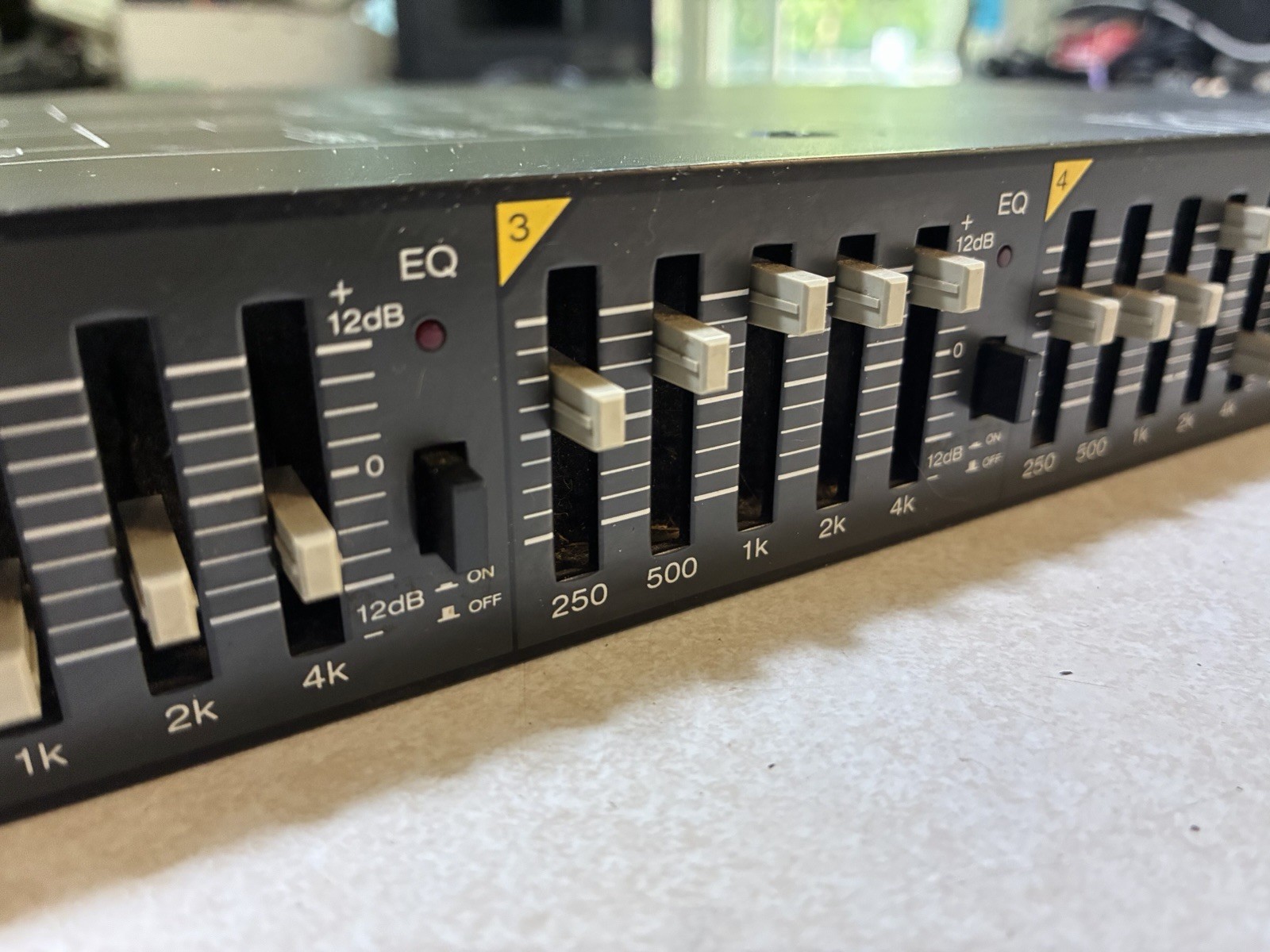 Korg KME-56 Multi Graphic Equalizer