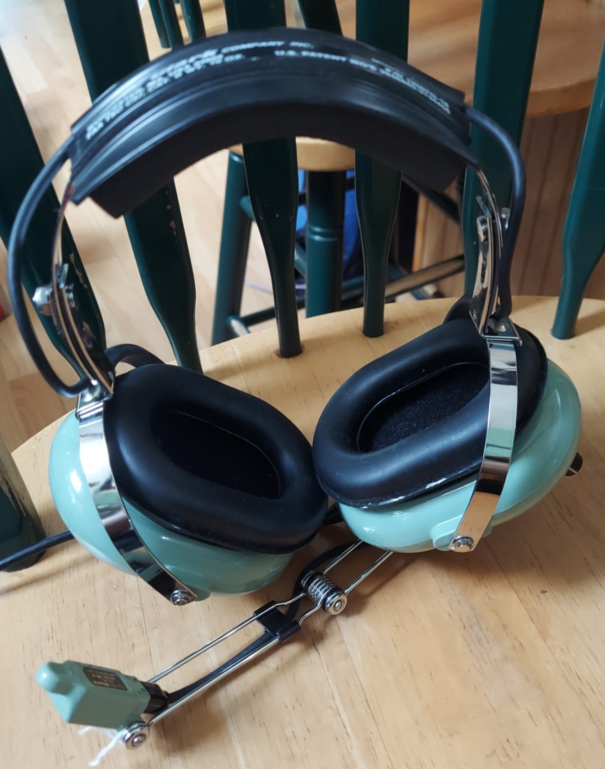 David Clark Co. Headset Model H10-40 Excellent Condition w/Microphone M-4