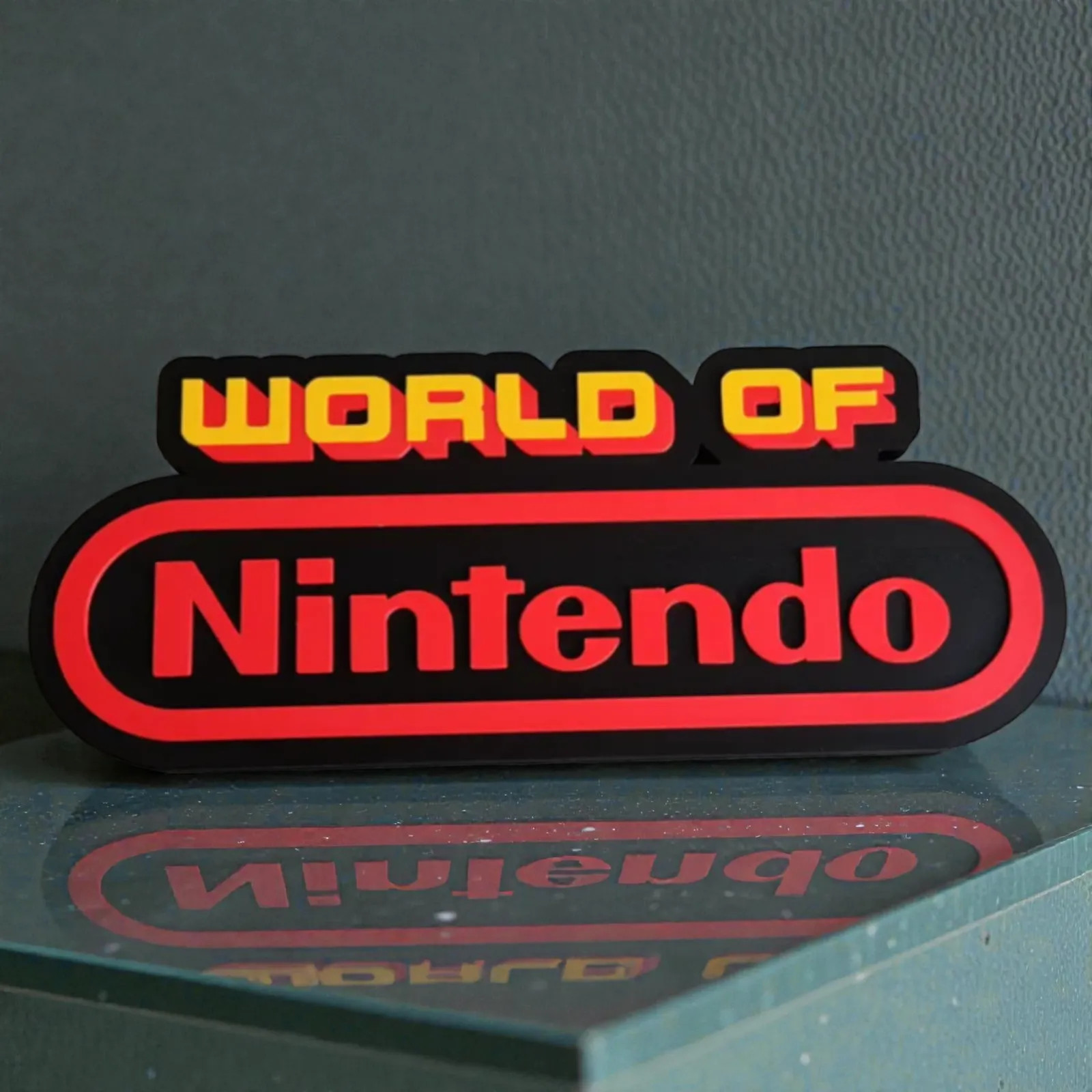 Nintendo World of Nintendo Logo Sign 3D Display Plaque Retro Collectible