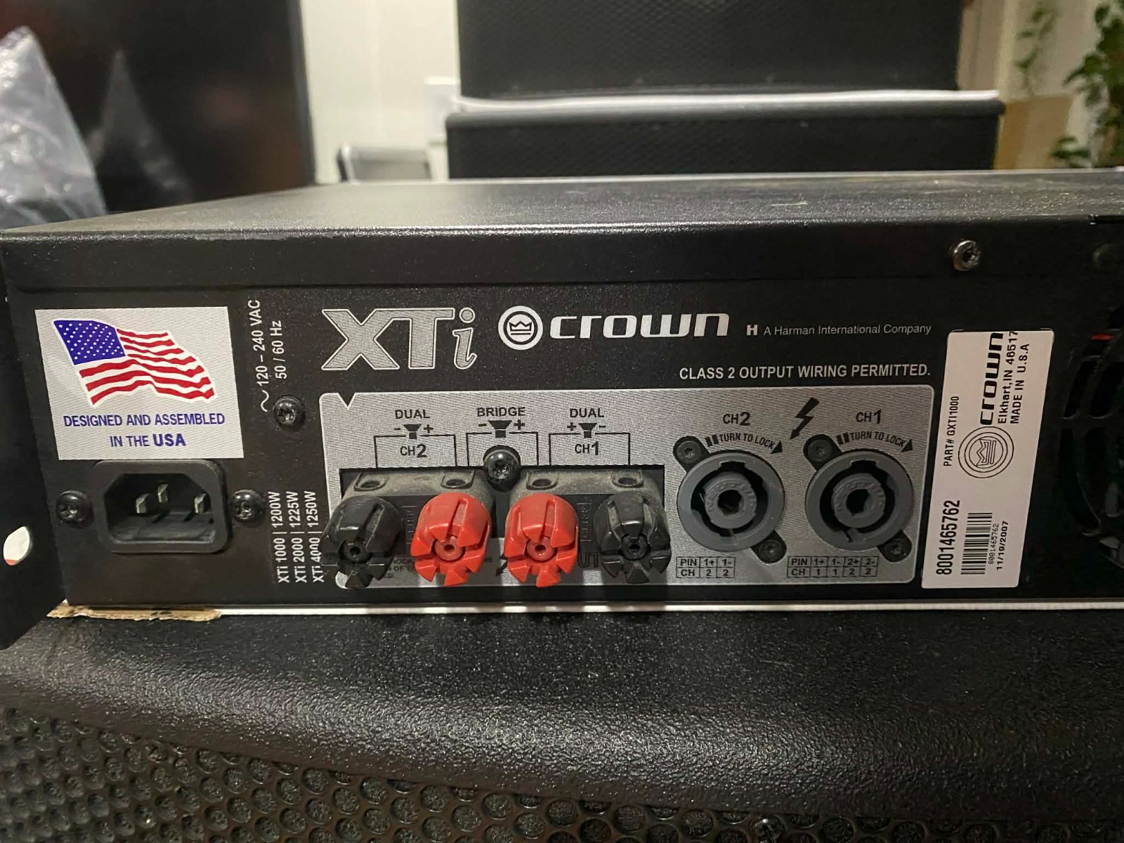 Crown XTi 1000 Power Amplifier