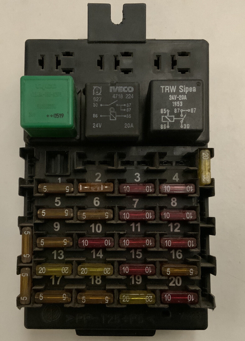 Iveco 75E17 fuse board  PP T25 + P5