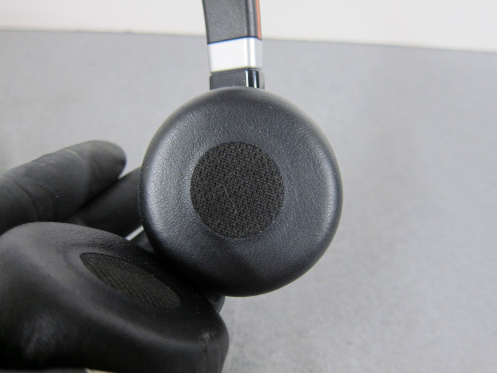Jabra Evolve 65 Bluetooth Wireless Headset HSC018W w/ USB Dongle & Case - READ