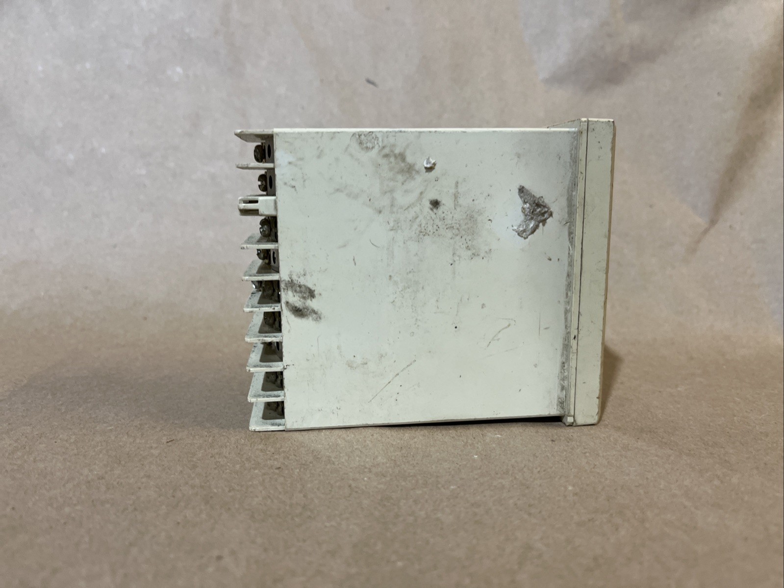Fuji Electric PYW-5 Temperature Controller