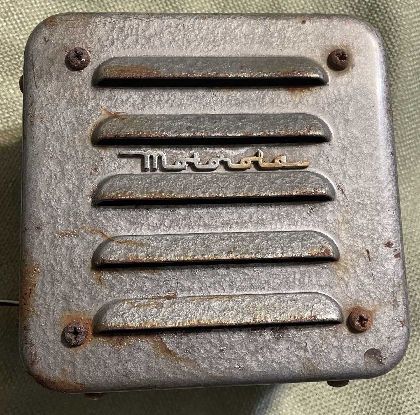 Vintage Motorola Metal External Speaker (Model P-8263 A) police/fire HAM RADIO