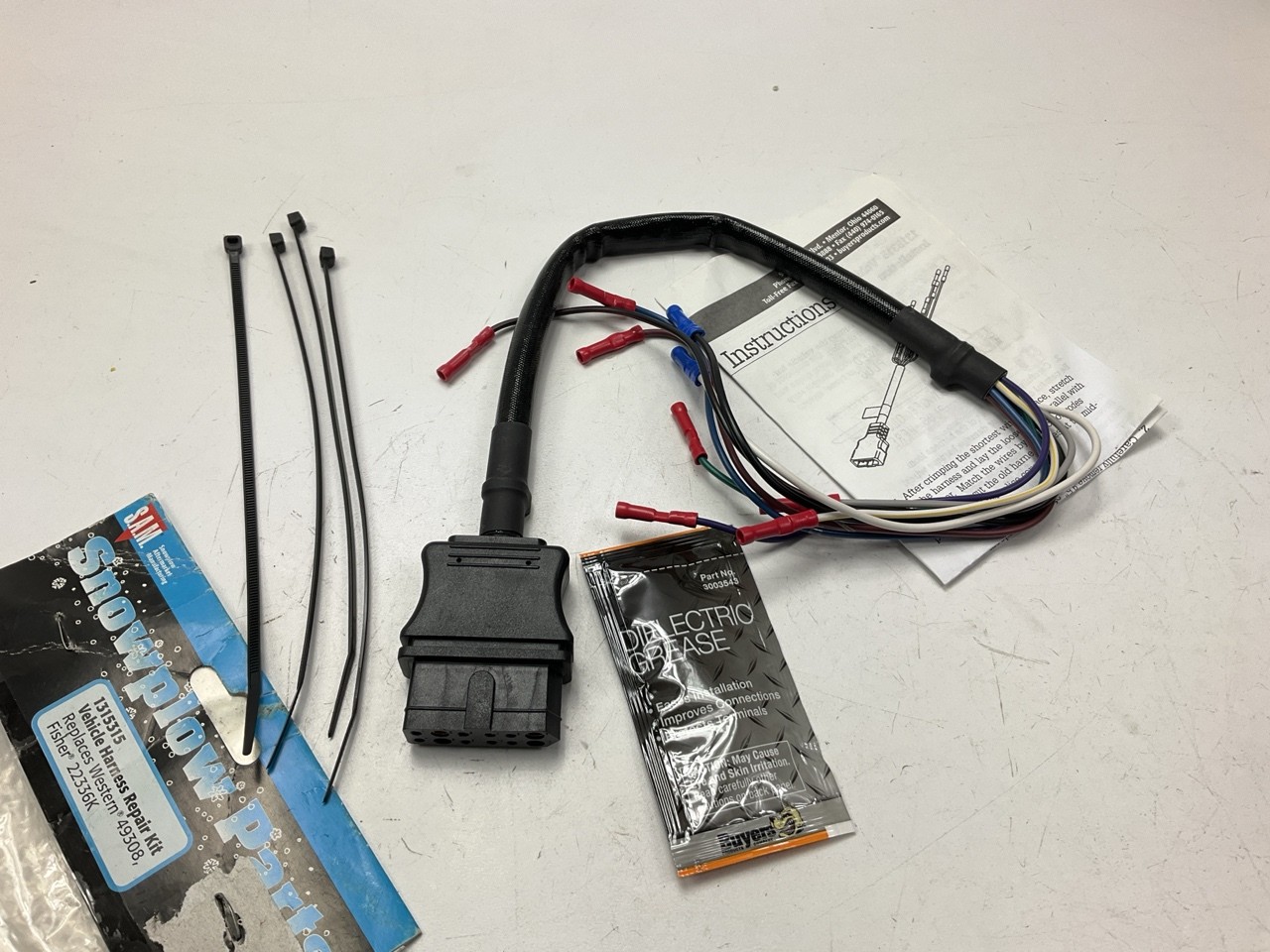 SAM 1315315 9-Pin Female Vehicle Harness Pigtail Repair Kit