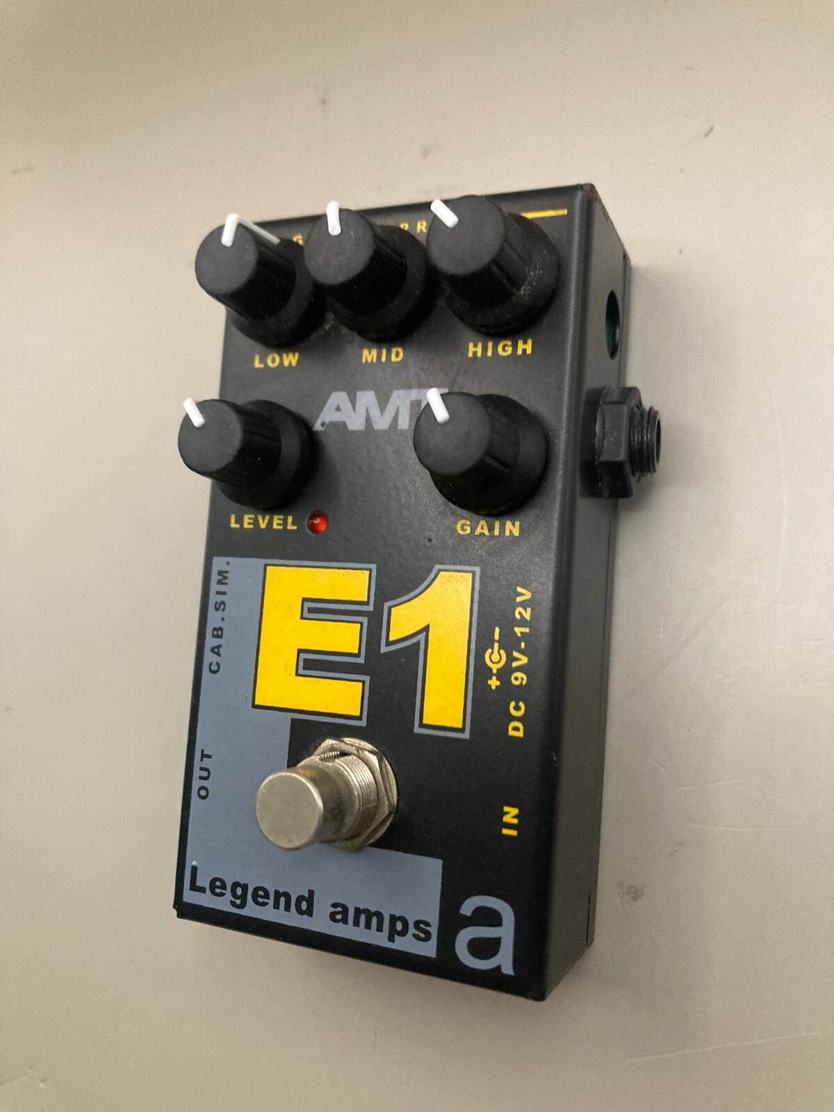 AMT Electronics Legend Amps Series E1 Distortion Guitar Effects Pedal