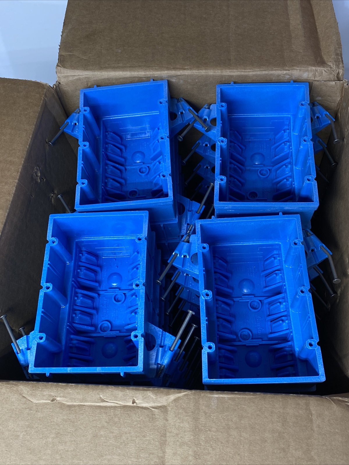 24-Pack Carlon BH353A Switch/Outlet Hard Shell Box, Work, 3-Gang 52 CU. IN New