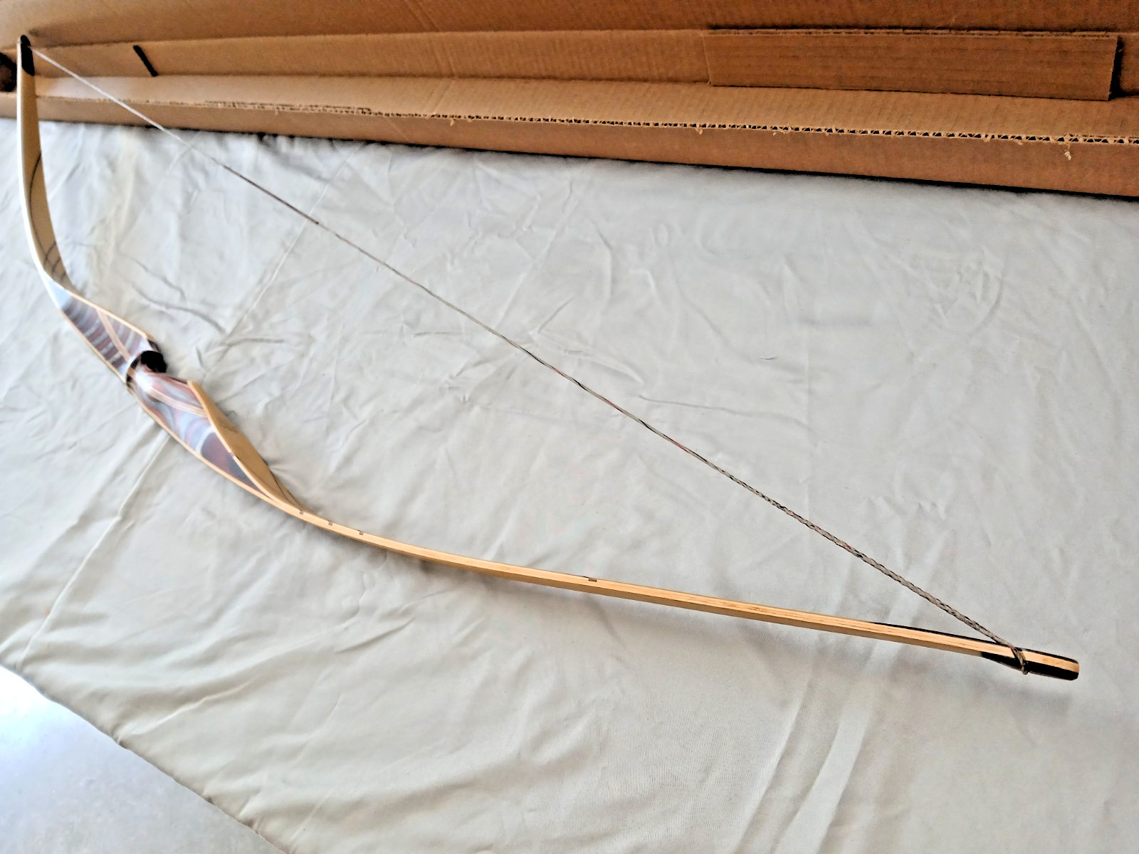 CHARRON ARCHERY - CUSTOM LONGBOW 60"AMO @ 32#
