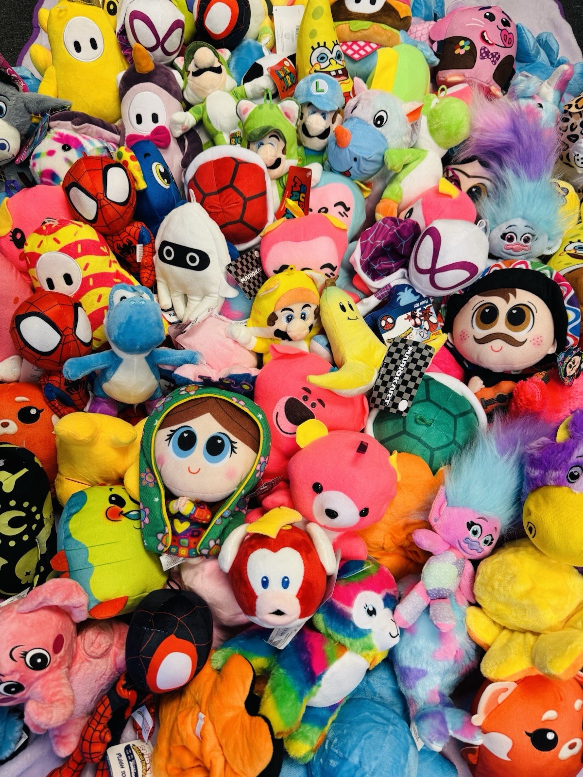 Crane Claw Machine Animal Plush Filler Mix 110 Pieces (40% Licensed) Small 5-9”
