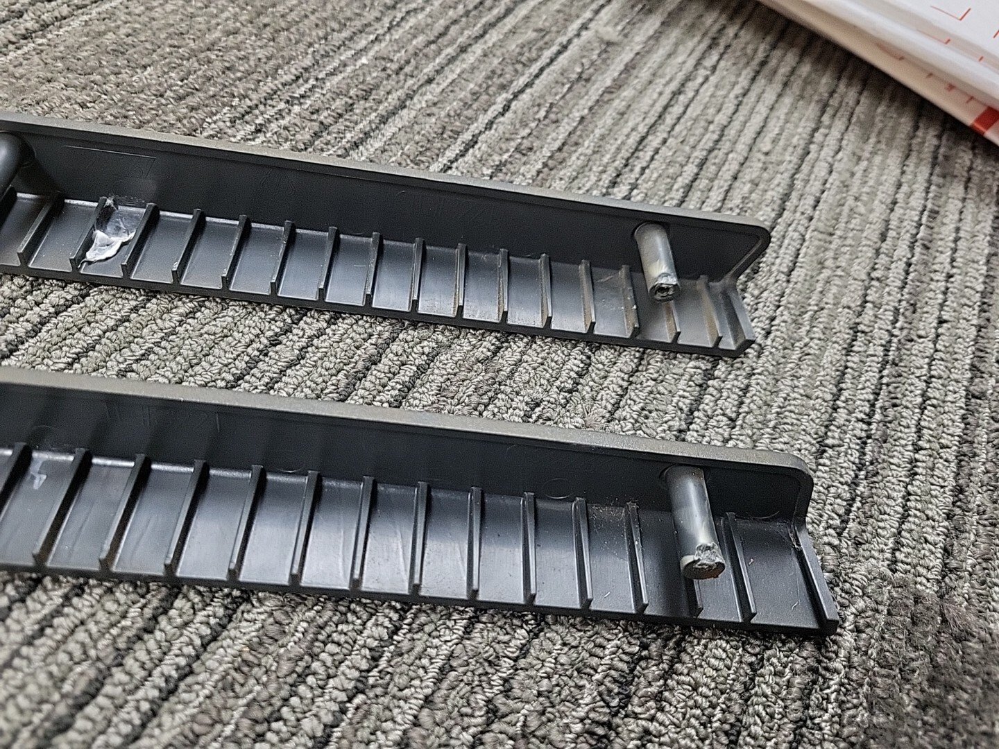 Image 16.0Q Treadmill Side Deck Plastic Covers (157B)