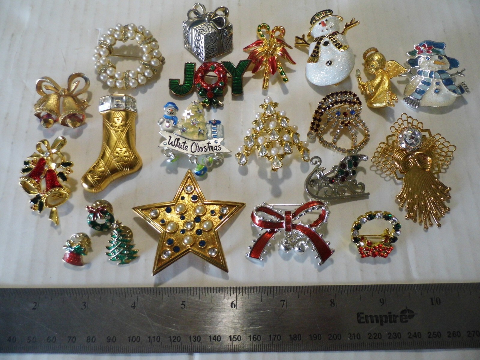 Christmas Holiday Pin Brooch Lot