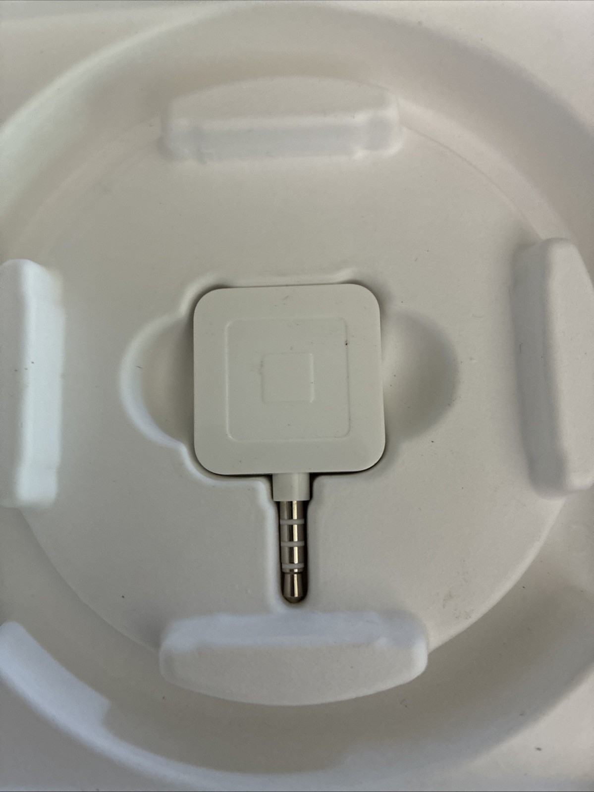 Square A-PKG-0206-01 Credit Debit Card Reader - White for Apple iPhone & Android