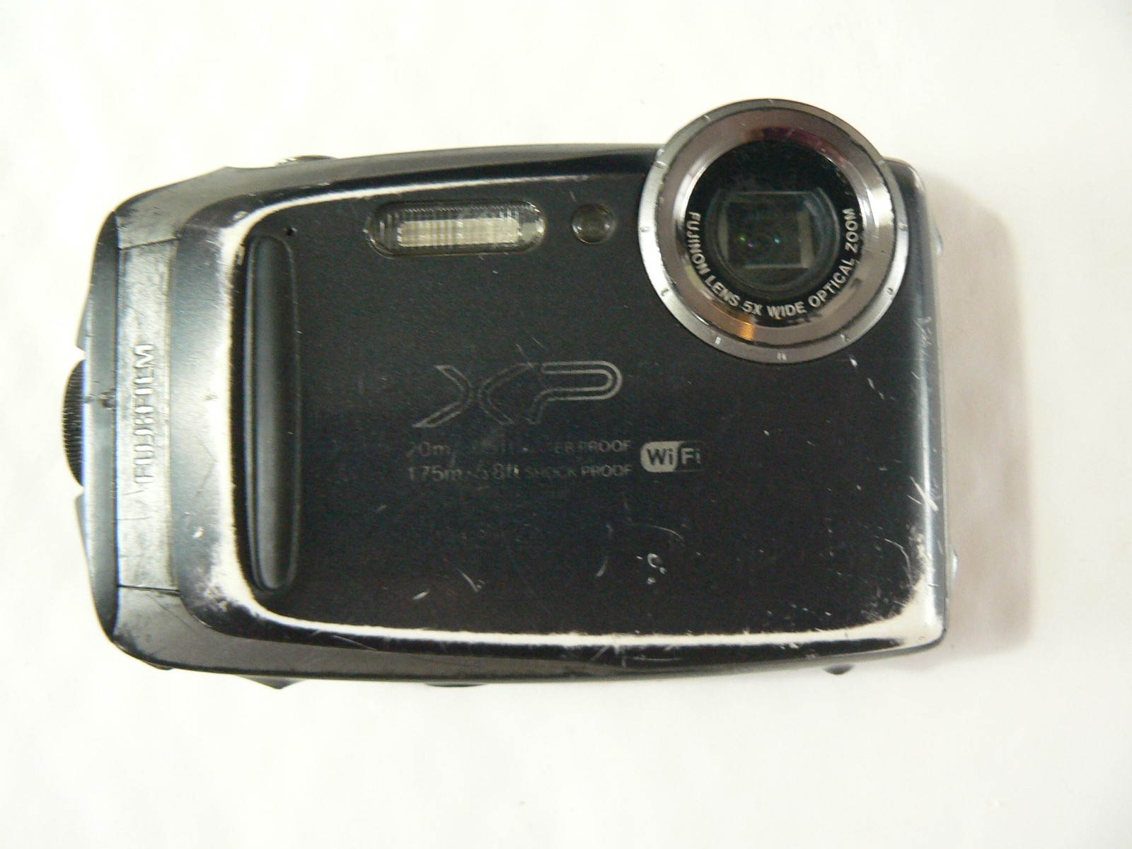 Fujifilm FinePix XP135 16.4 MP Digital Camera - Black - Waterproof - Tested