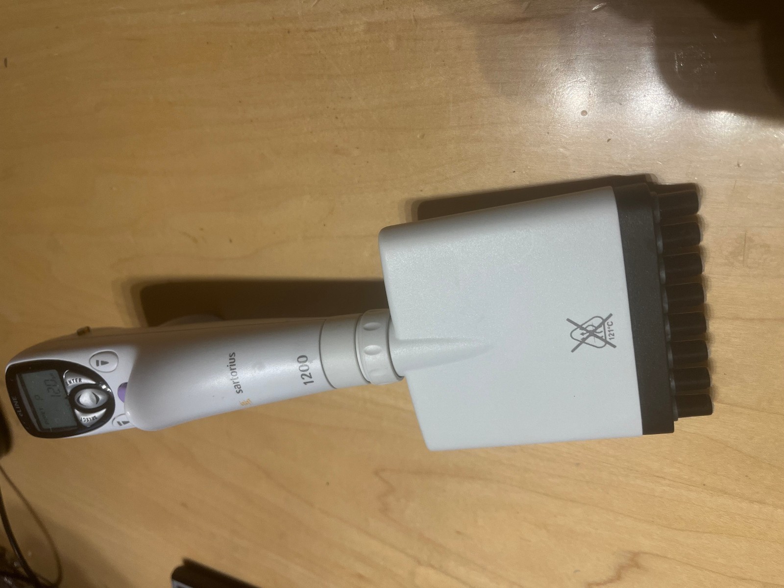 Biohit / Sartorius  Electronic 8 Channel Pipette  multichannel 100- 1200 eLine q