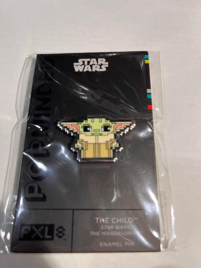 Hallmark Lapel Pin The Child Star Wars Mandalorian Pop-minded SDCC Event New