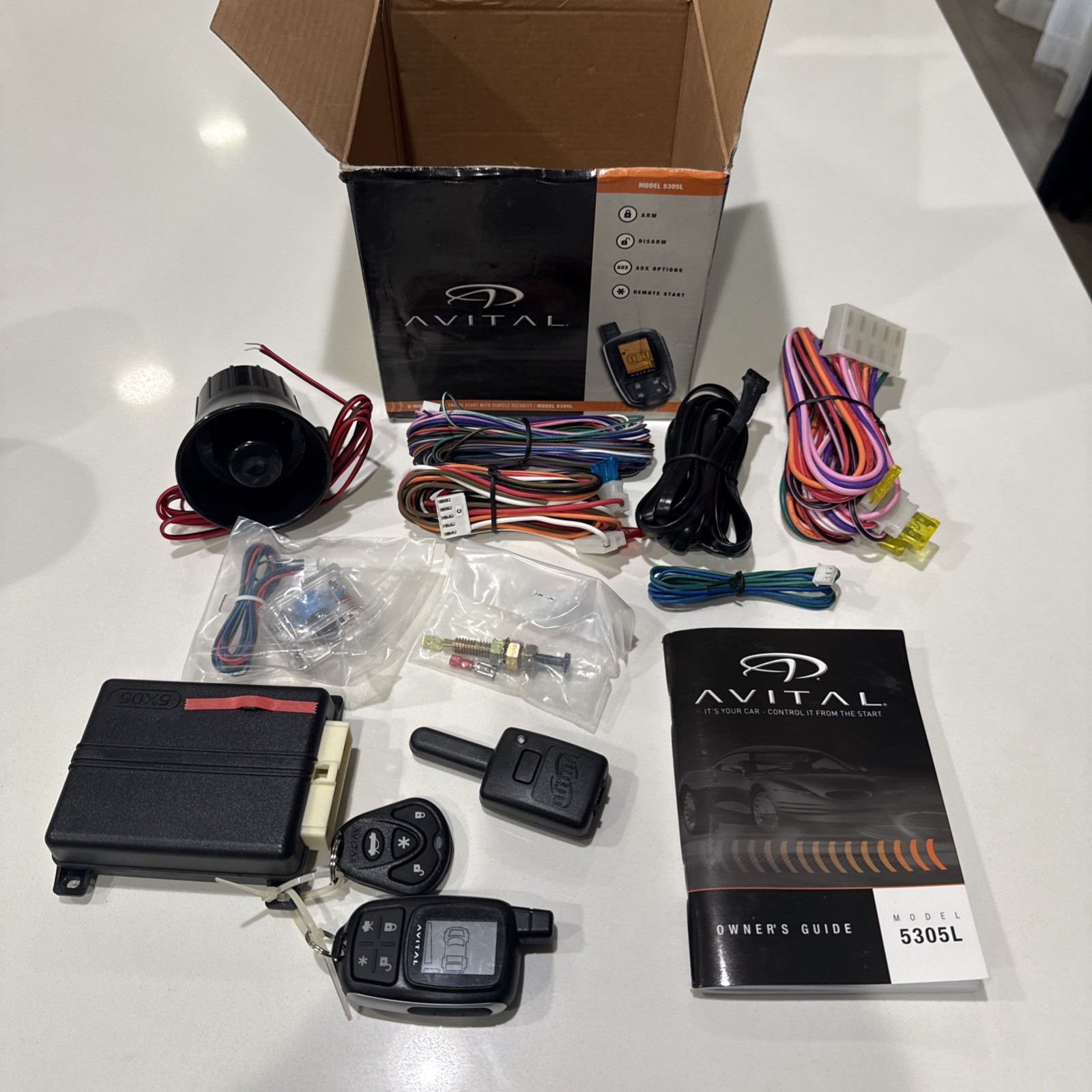 Avital 5305L 2-Way Alarm and Remote Start Combo with LCD Remote  New Open box