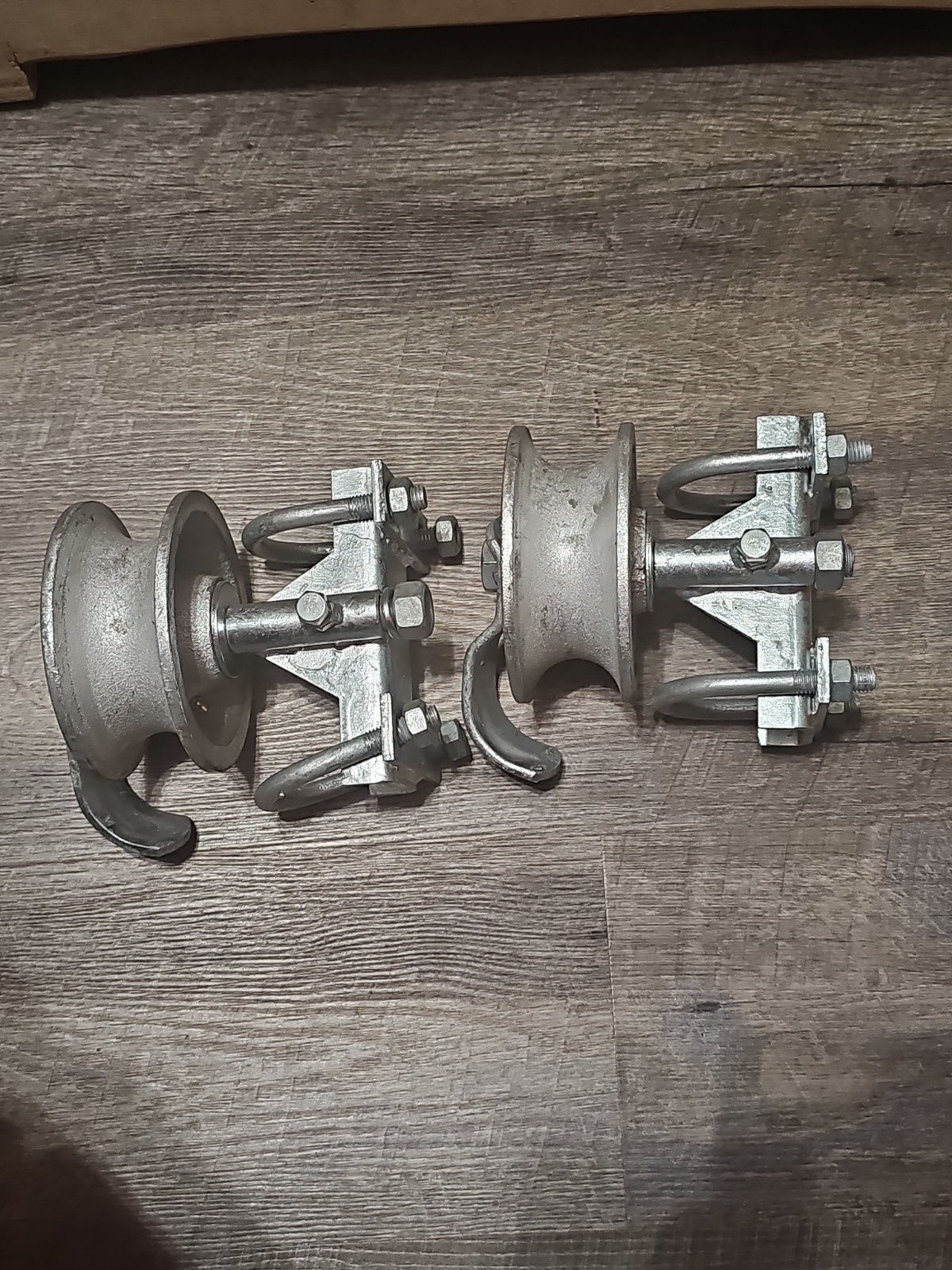 Sliding Gate Rollers Galvanized Steel Rolling Gate Hardware Kit for 2" (1-7/8")